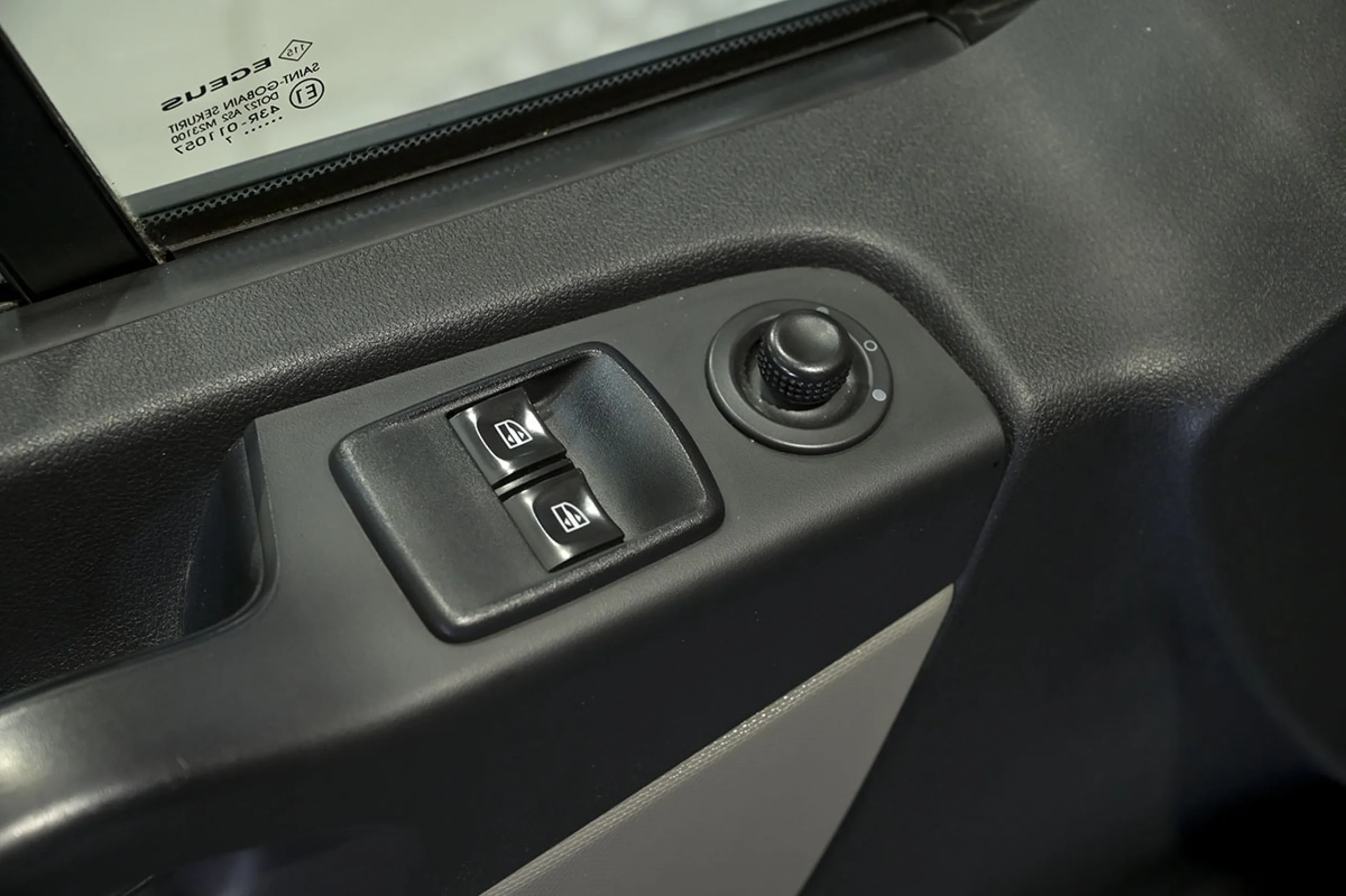 Renault Trafic Furgon 27 L1H1 dCi 88kW 120CV Euro 6 - Foto 24