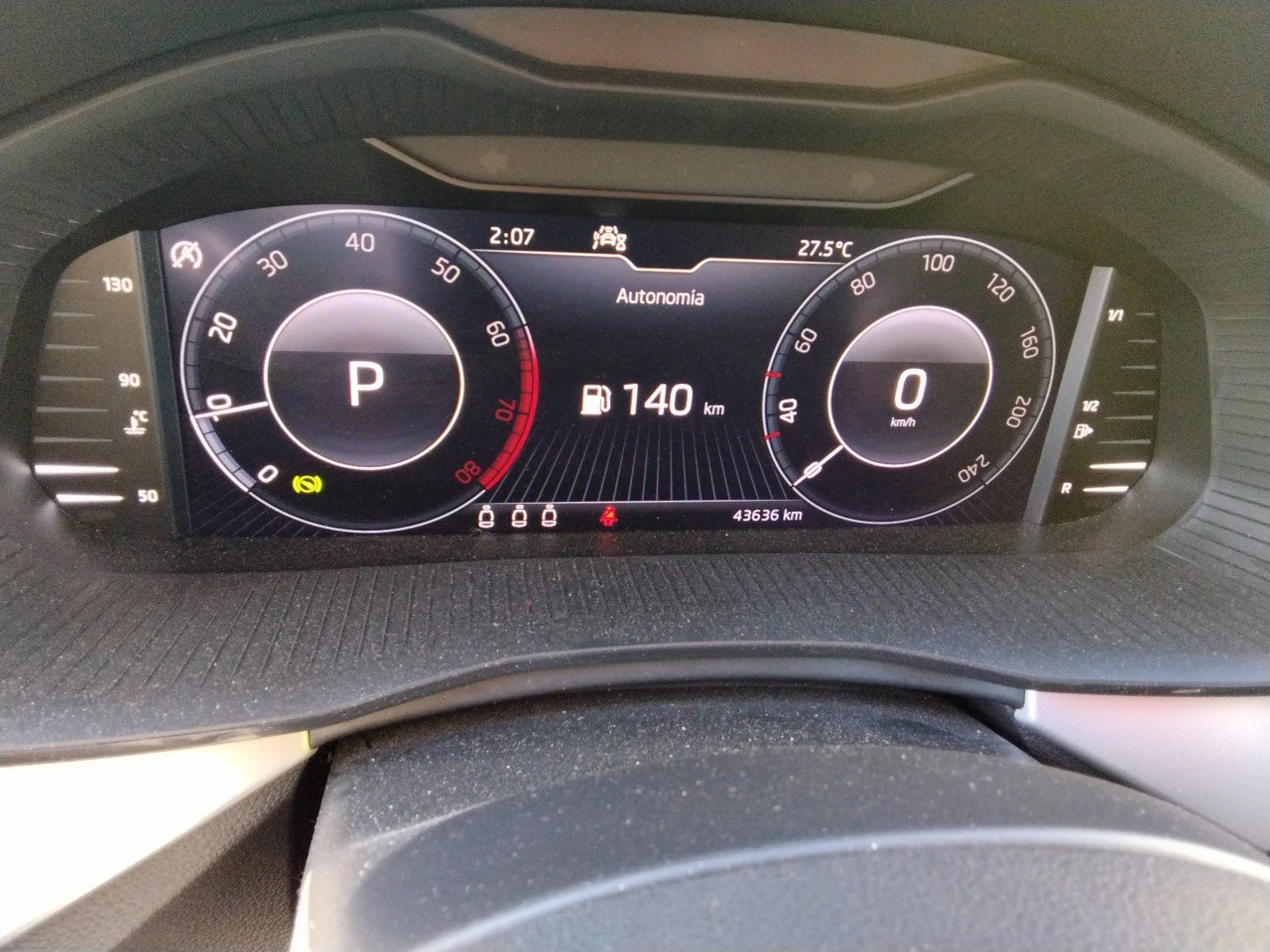 Skoda Kamiq 1.0 TSI 81kW (110CV) DSG Ambition - Foto 8