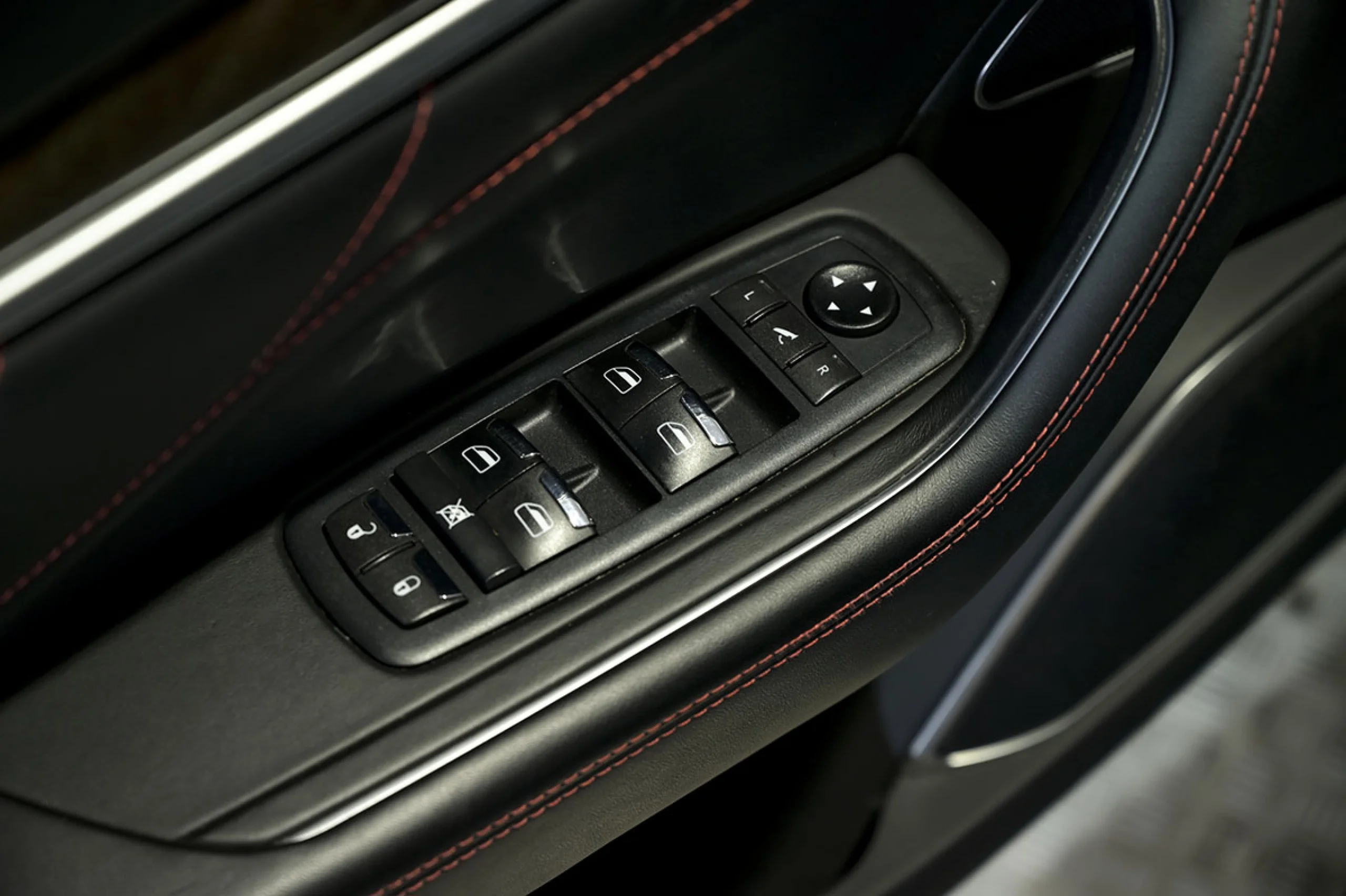 Maserati Levante GranSport 3.0 V6 tt 257kW350CV - Foto 32