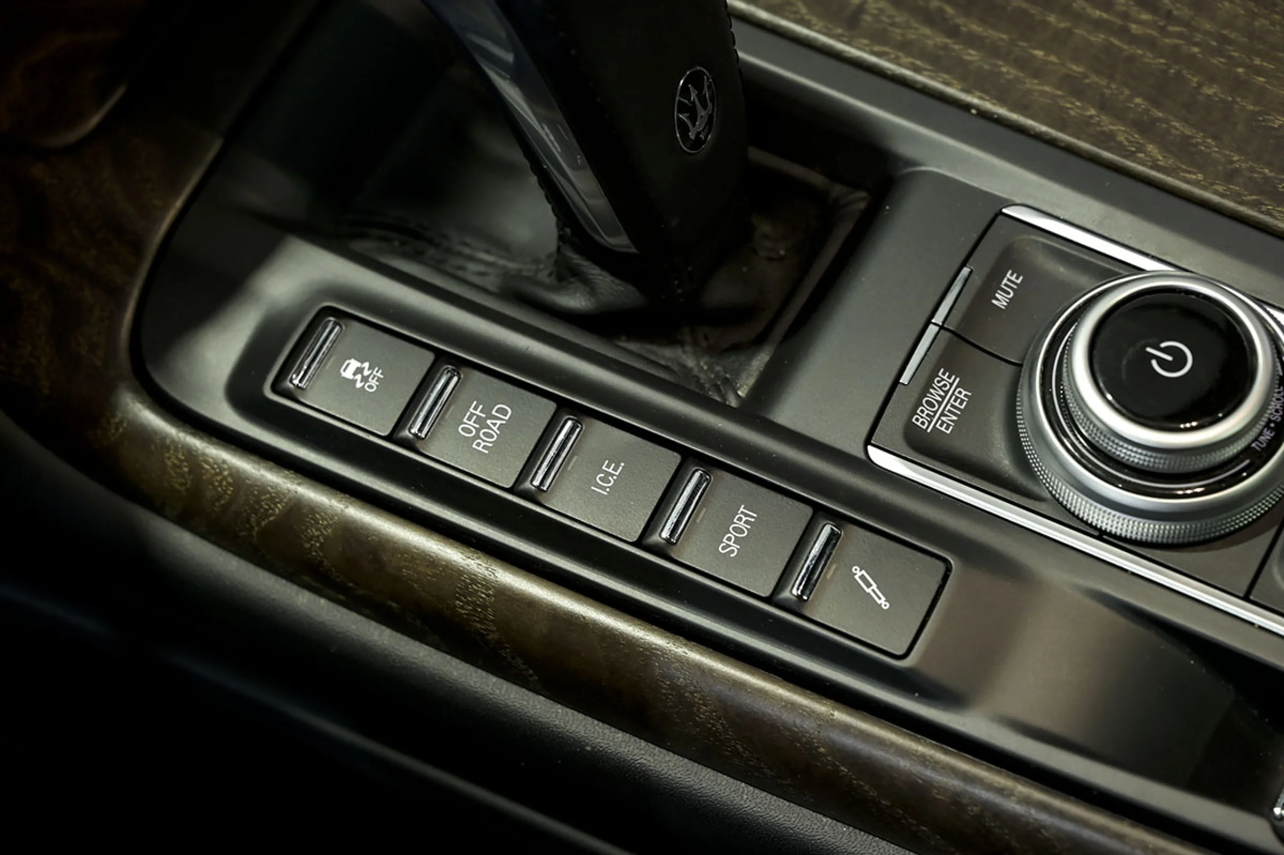 Maserati Levante GranSport 3.0 V6 tt 257kW350CV - Foto 47