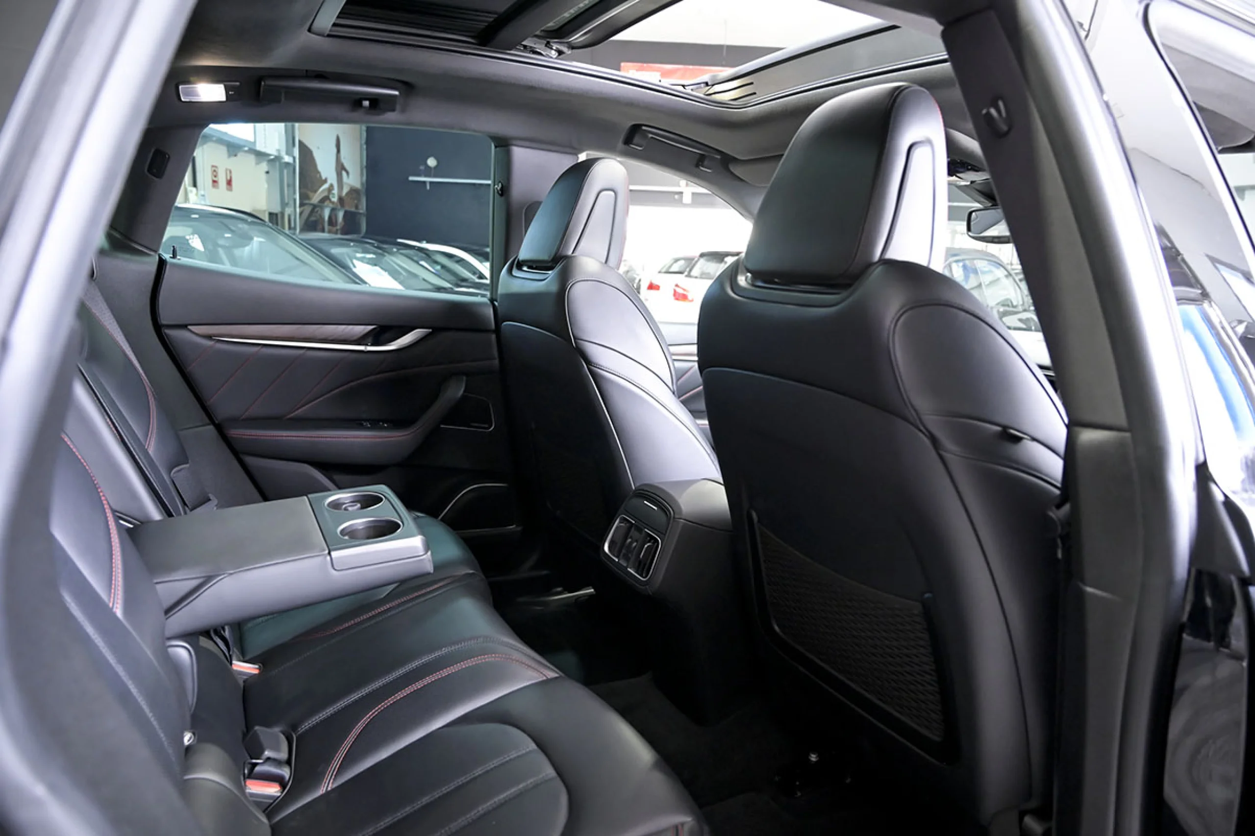 Maserati Levante GranSport 3.0 V6 tt 257kW350CV - Foto 17