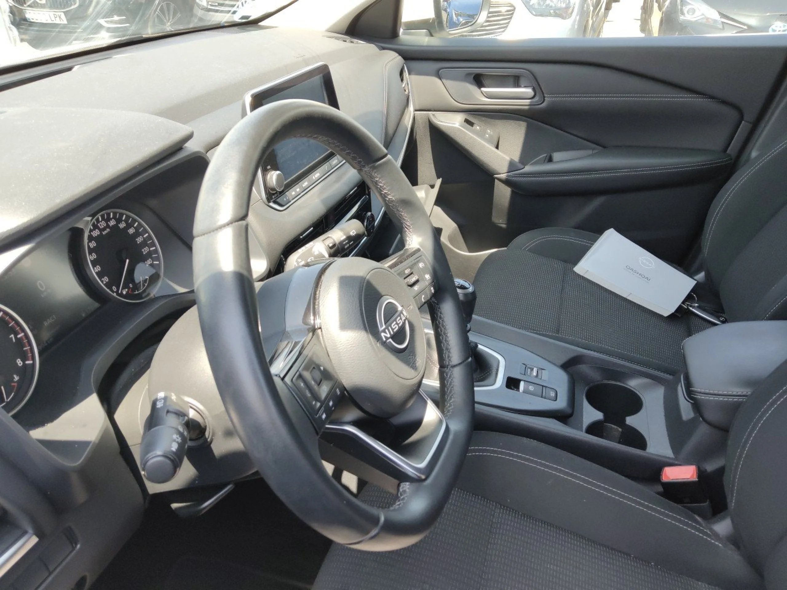 Nissan Qashqai DIG-T 103kW (140CV) mHEV 4x2 Acenta - Foto 7