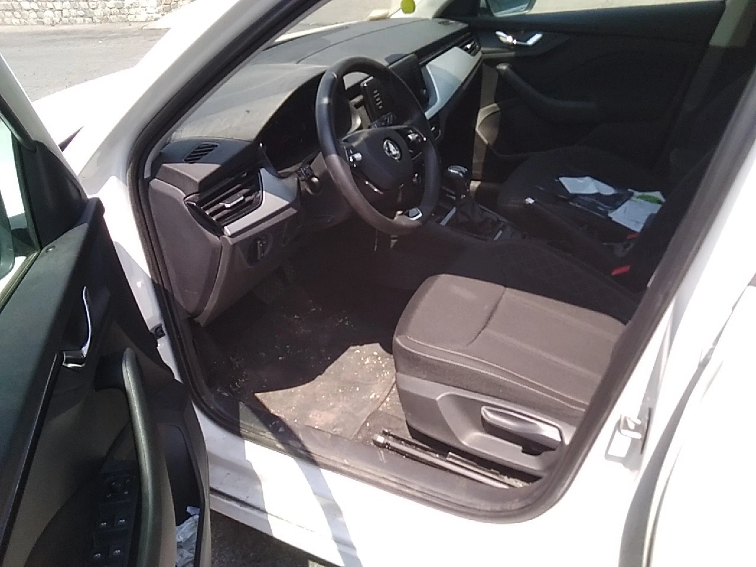 Skoda Kamiq 1.0 TSI 81kW (110CV) DSG AMBITION - Foto 7