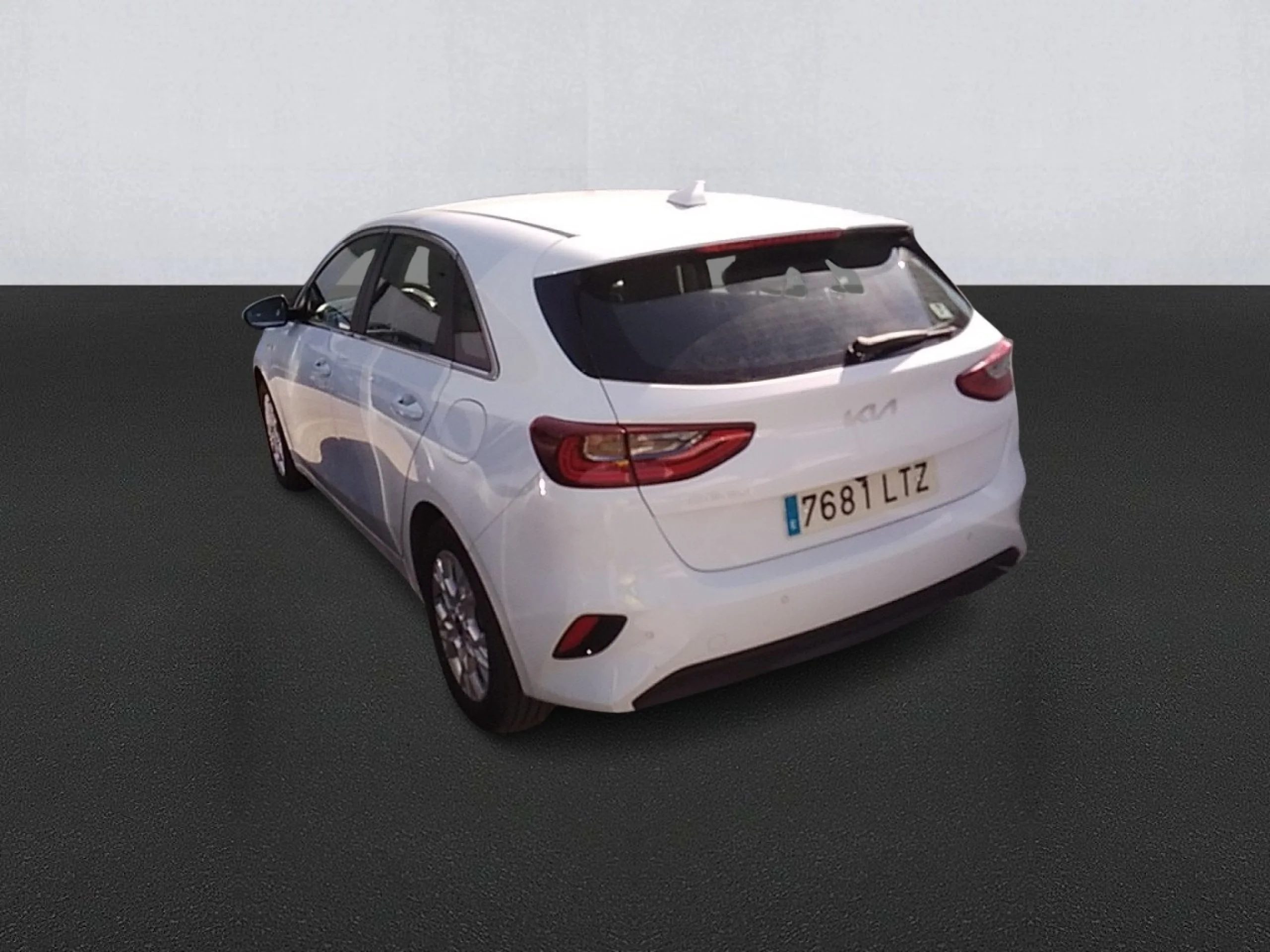 Kia Ceed 1.0 T-GDi 74kW (100CV) Drive - Foto 6