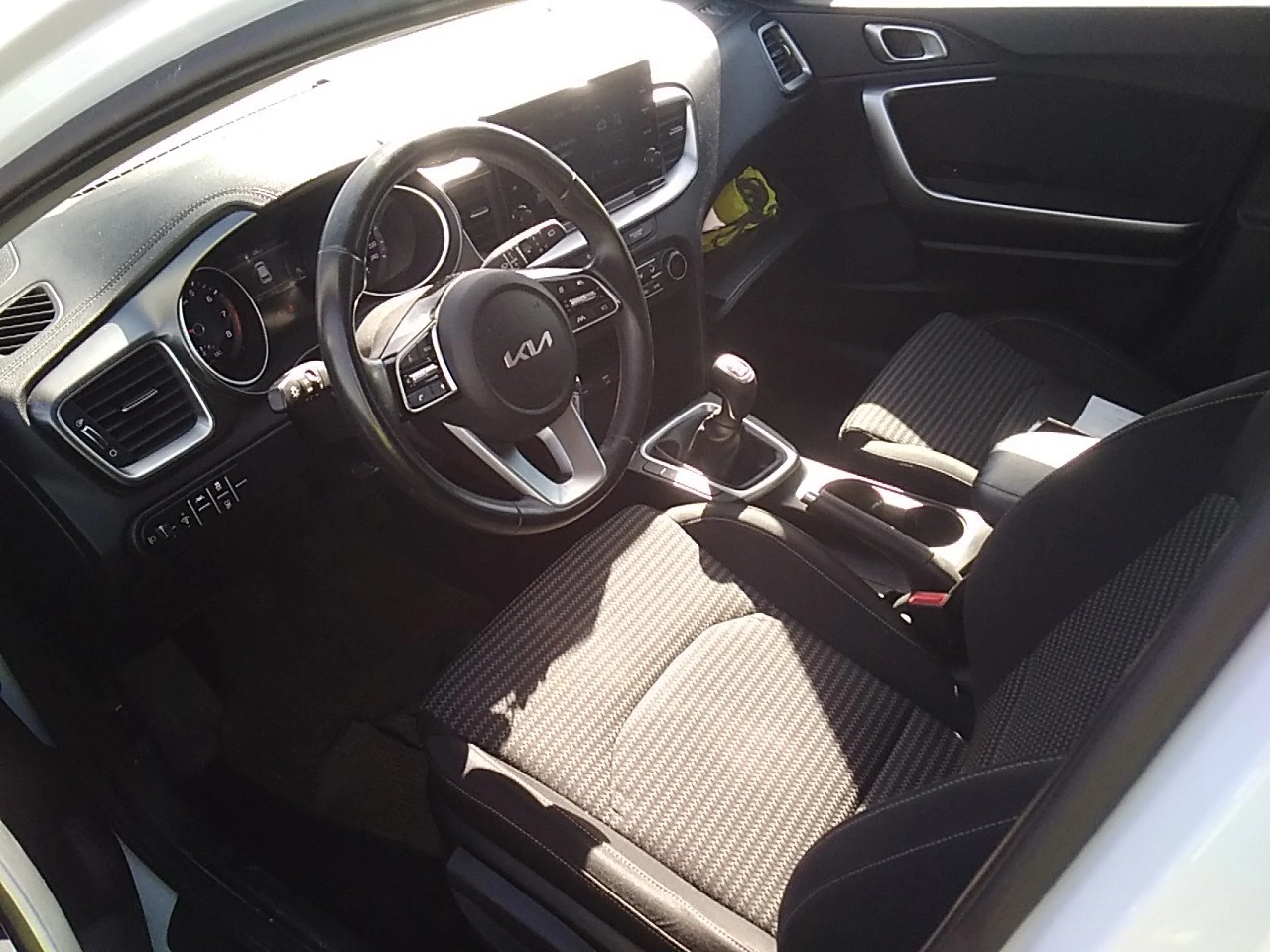 Kia Ceed 1.0 T-GDi 74kW (100CV) Drive - Foto 7