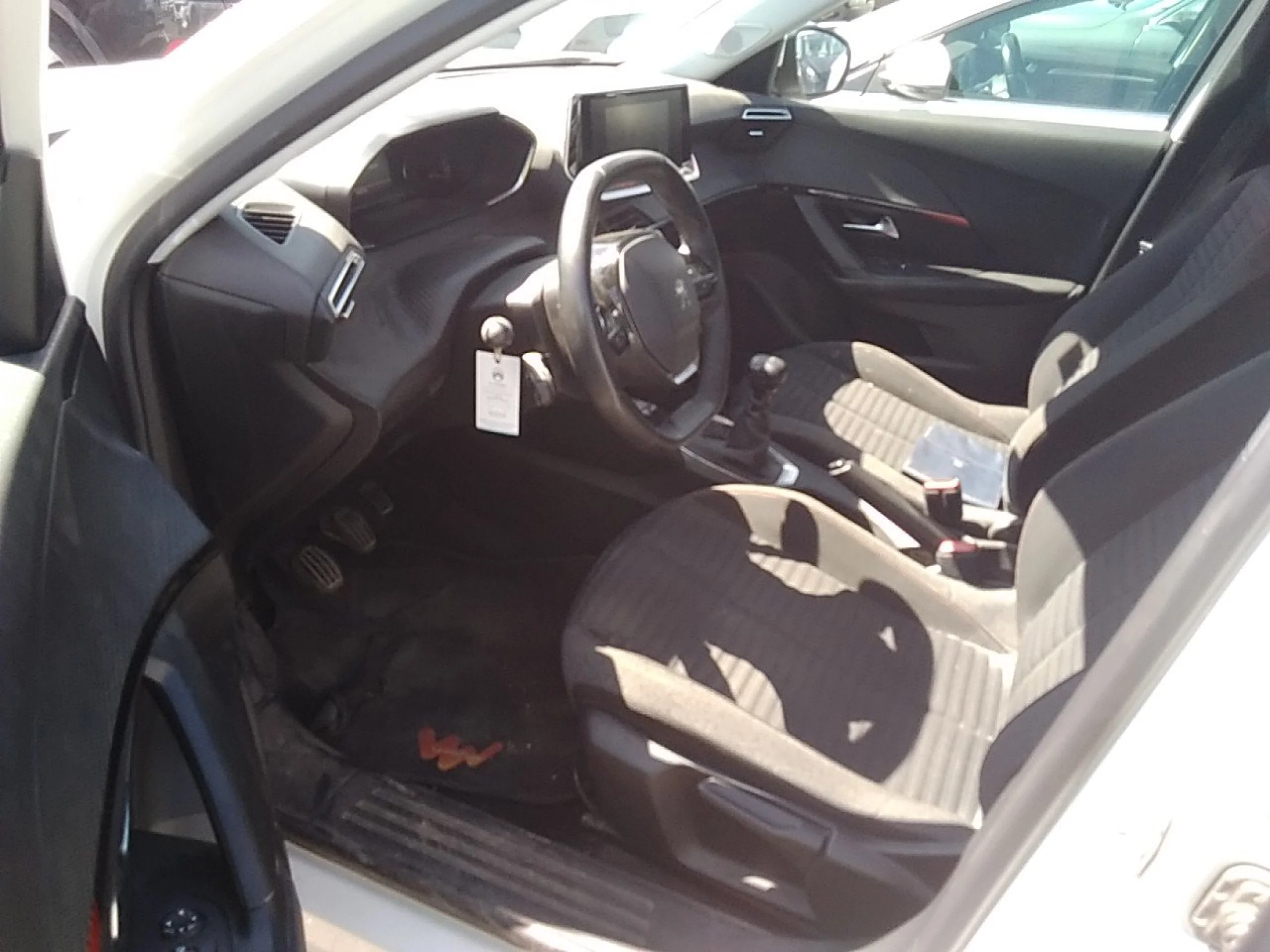 Peugeot 2008 Active Pack BlueHDI 81kW (110CV) - Foto 7