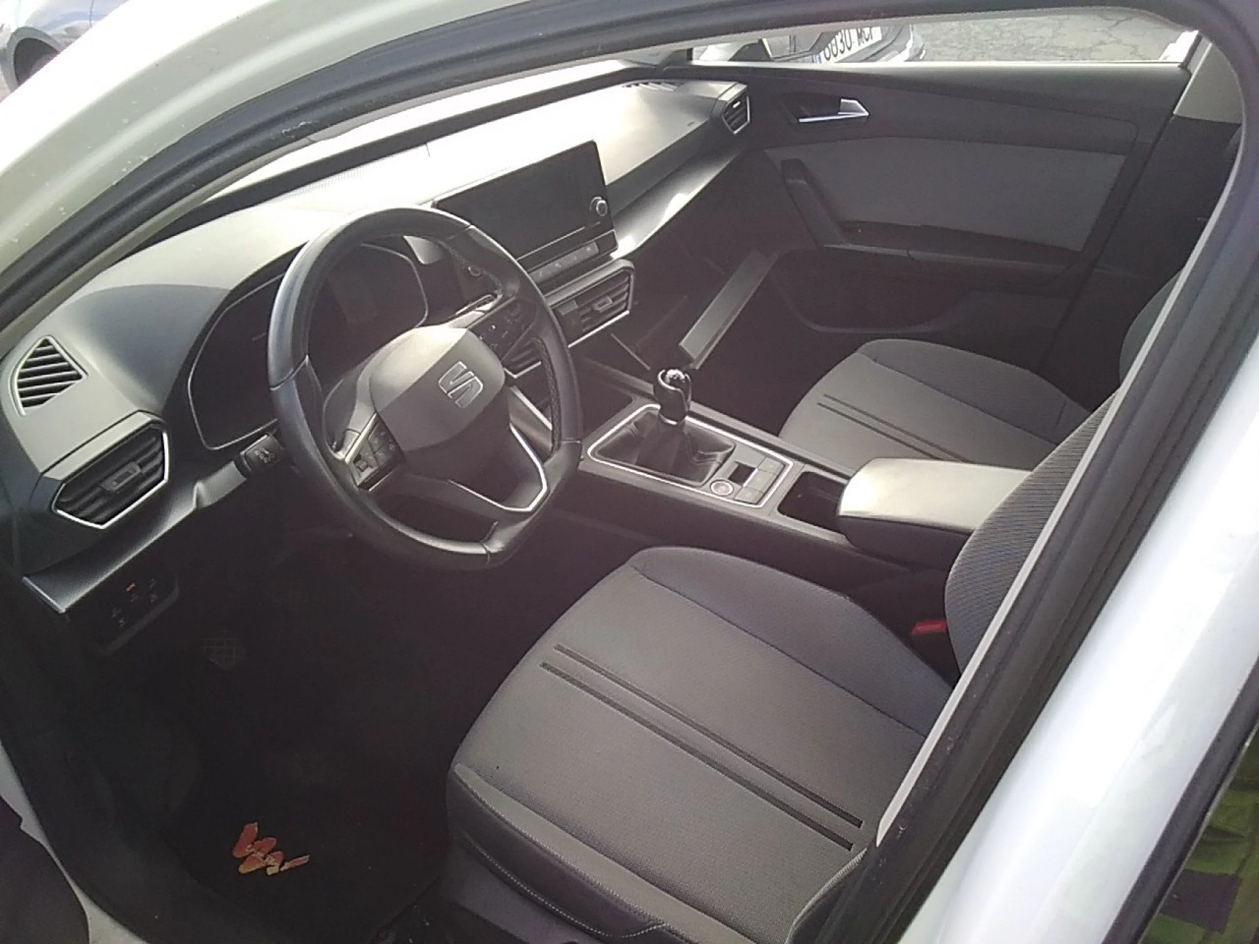 Seat Leon 2.0 TDI 85kW S&amp;S Style Go - Foto 7