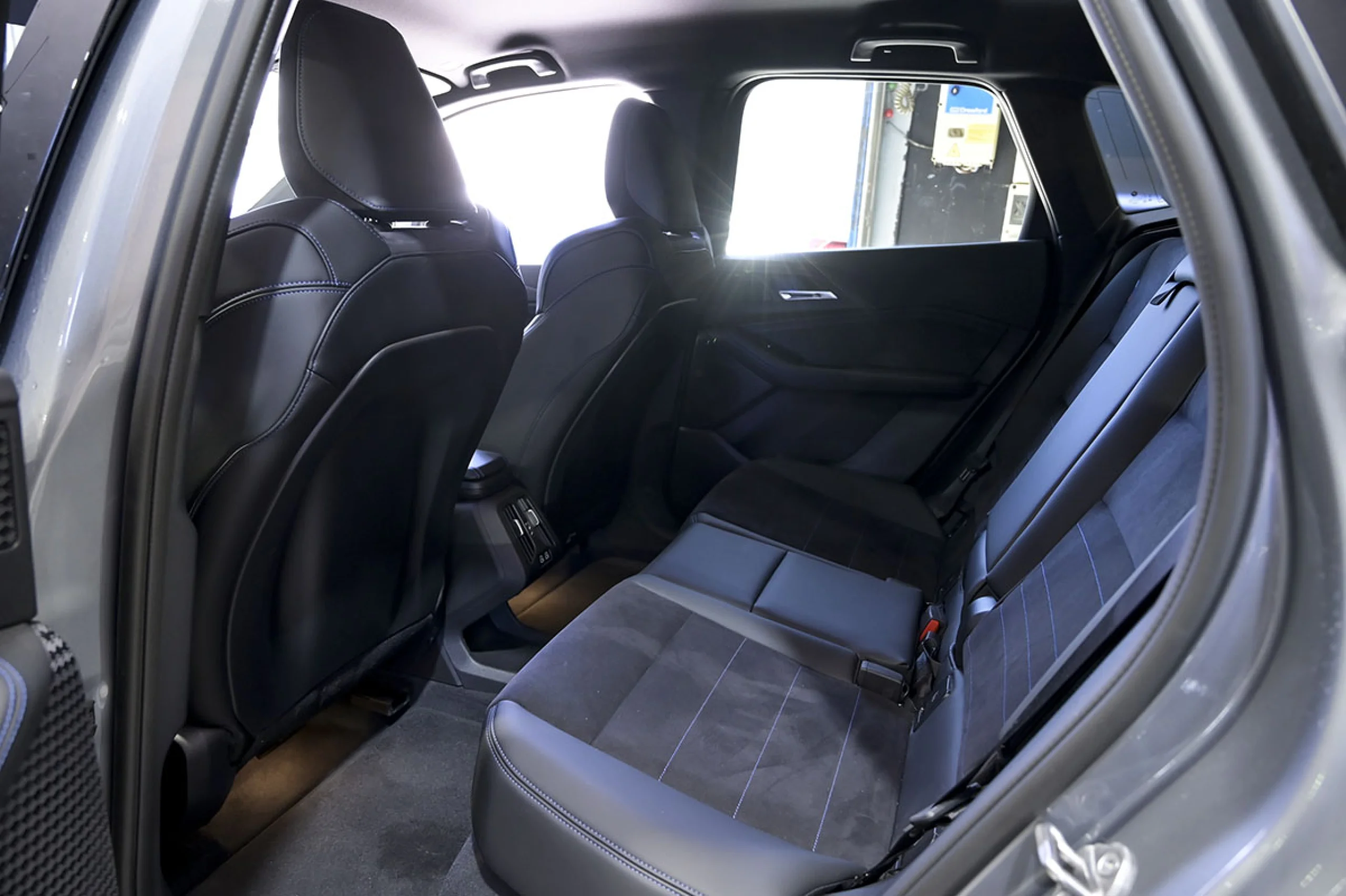 BMW 225 Serie 2 Active Tourer 225e xDrive - Foto 17