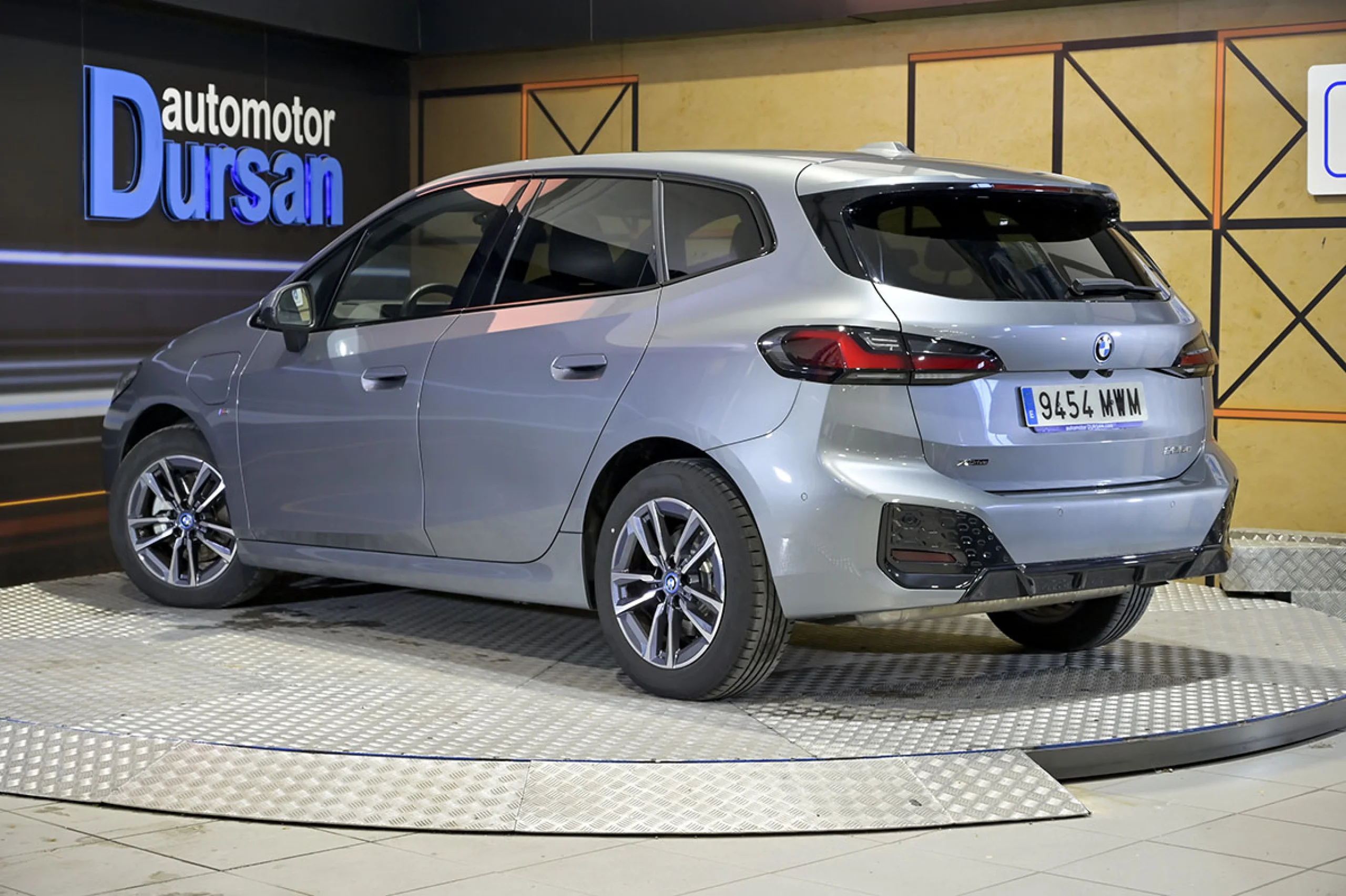 BMW 225 Serie 2 Active Tourer 225e xDrive - Foto 4