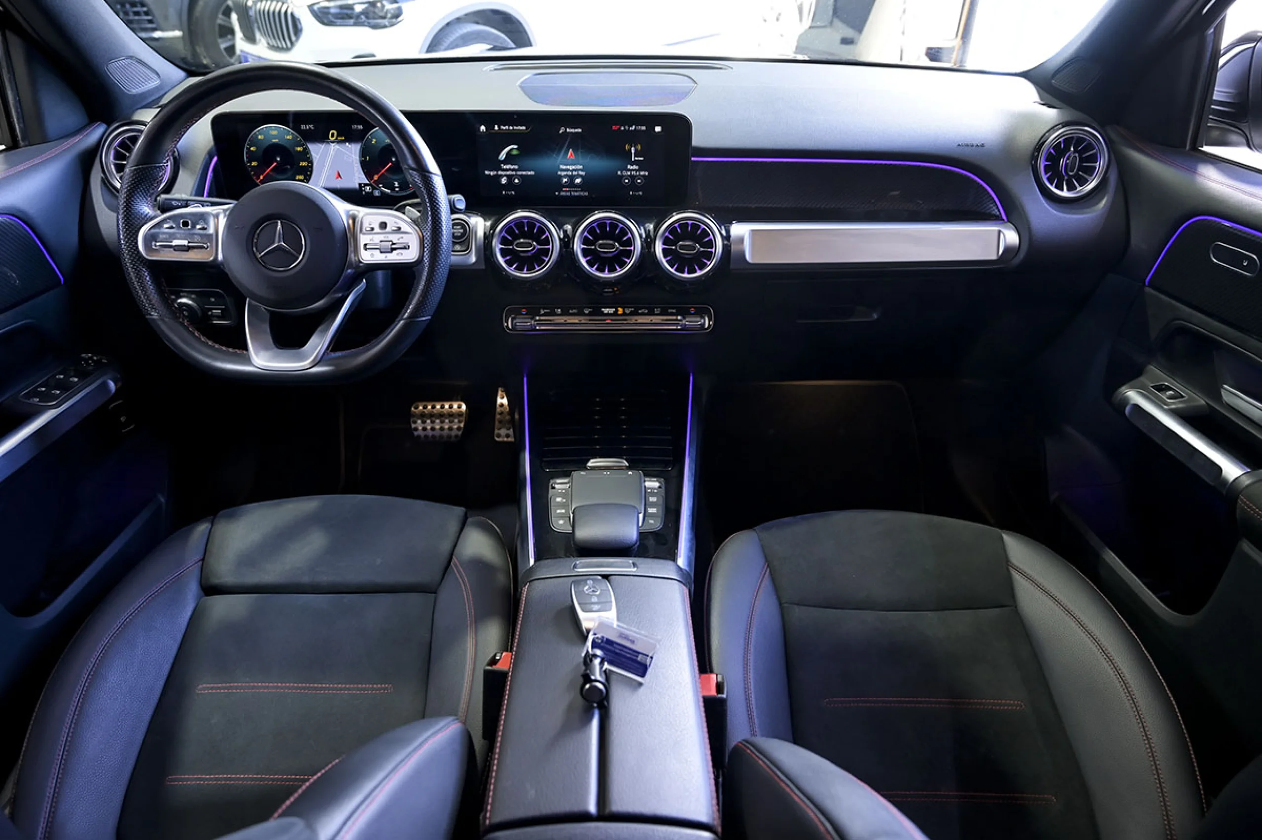 Mercedes-Benz GLB 220 MERCEDES-BENZ GLB GLB 220 d 4MATIC - Foto 8