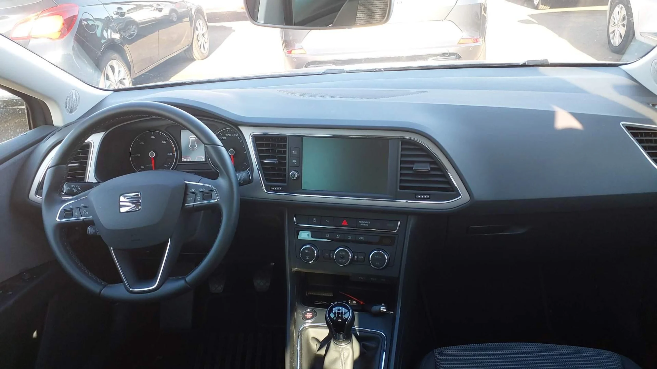 Seat Leon ST 2.0 TDI 110kW S&amp;S Style Ed Nav - Foto 8