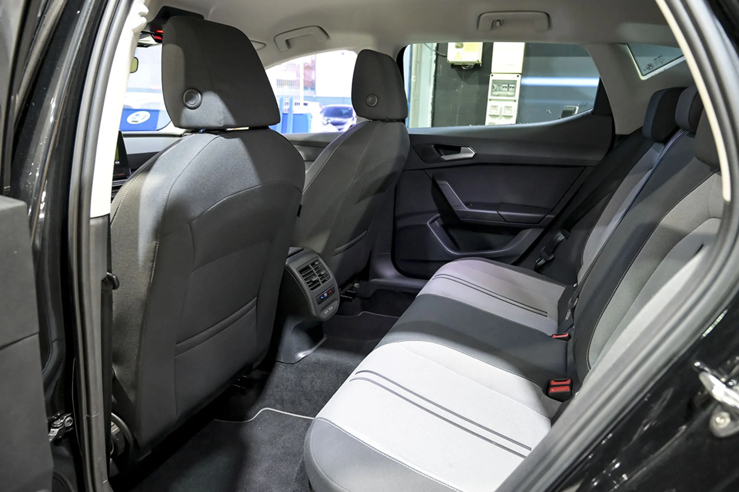 Seat Leon León 2.0 TDI 110kW DSG7 Style Go - Foto 32