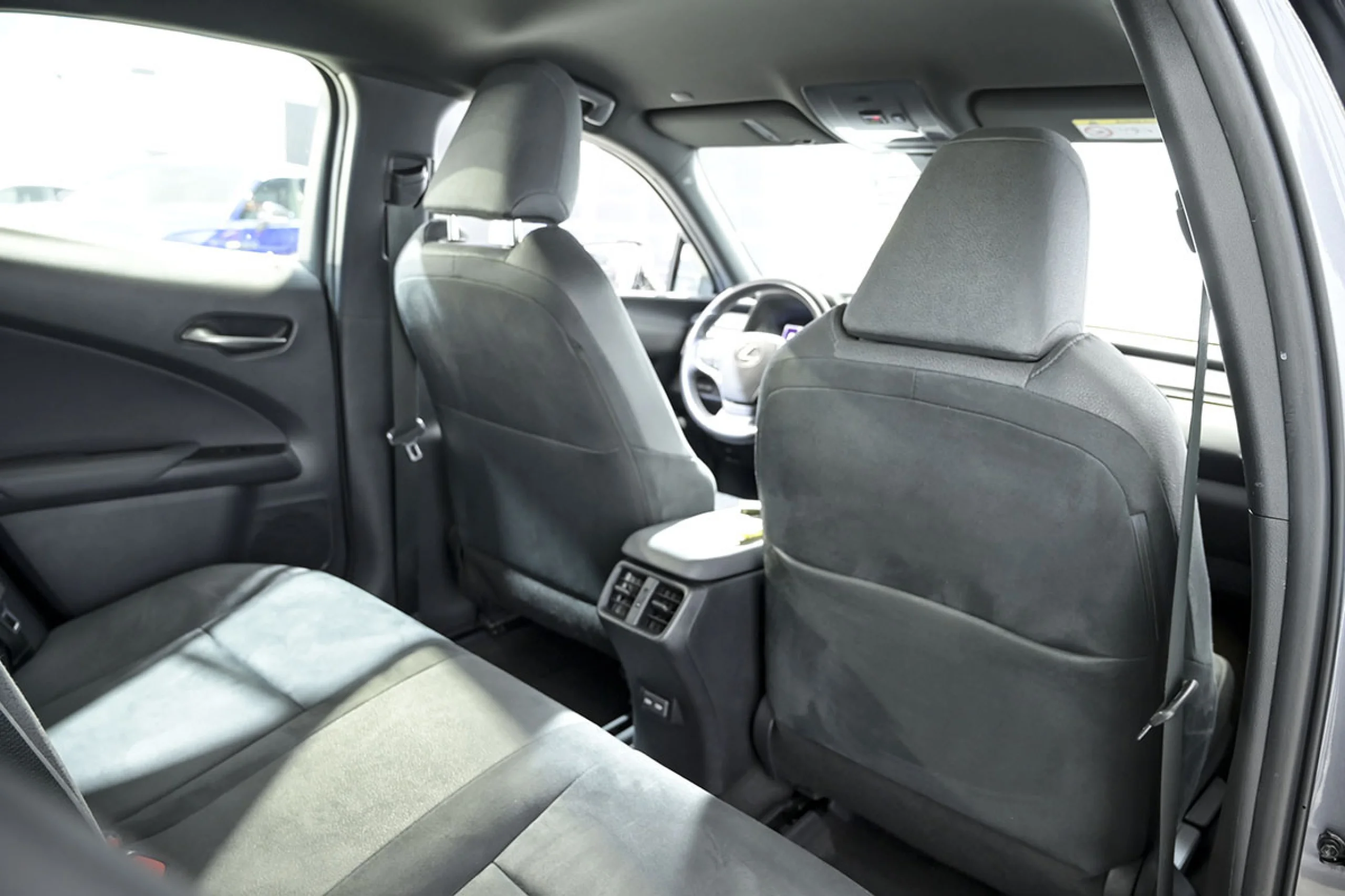 Lexus UX 250h UX 2.0 250h Business - Foto 14