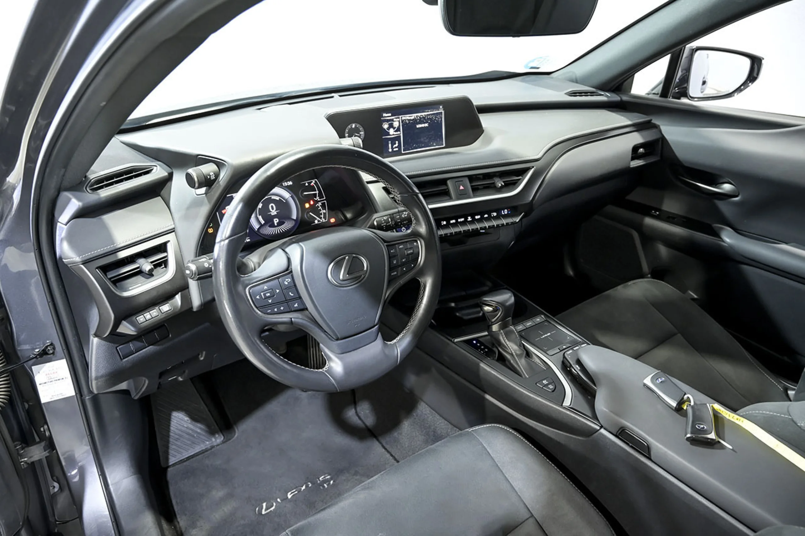 Lexus UX 250h UX 2.0 250h Business - Foto 41
