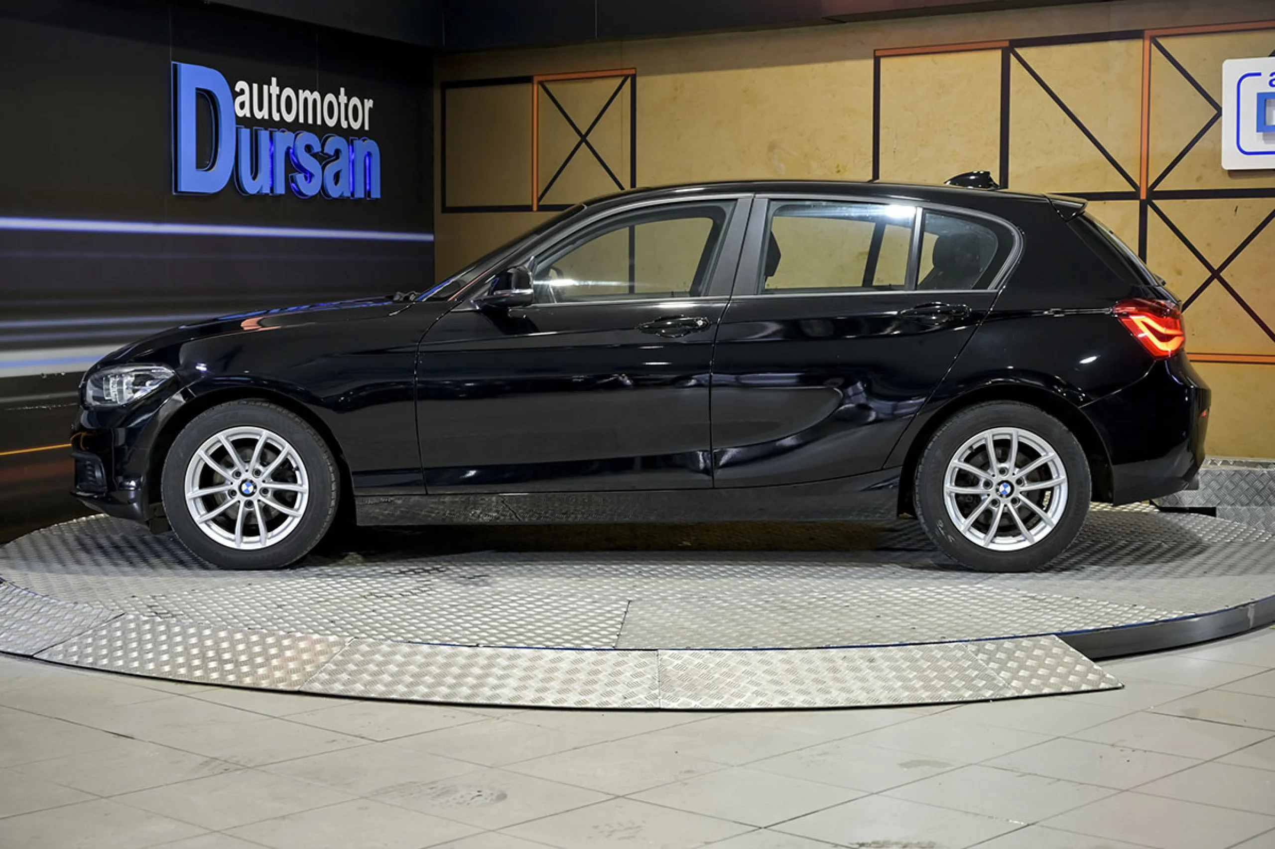BMW 116 Serie 1 116d - Foto 19