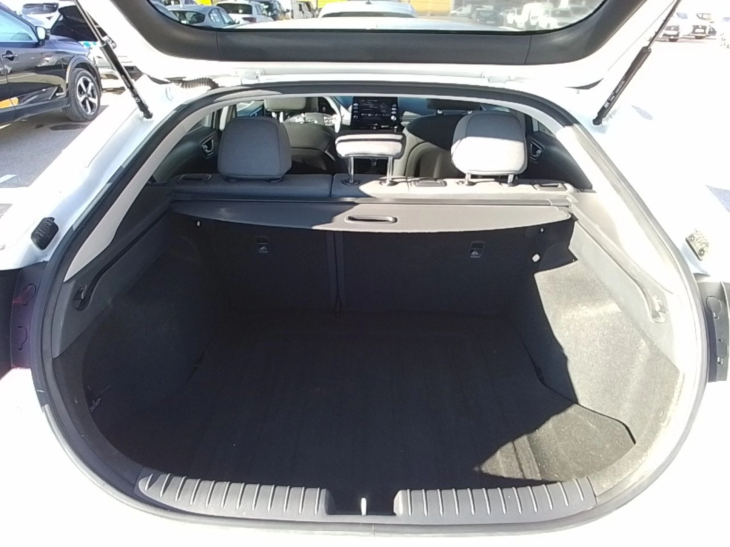 Hyundai Ioniq (O) 1.6 GDI HEV Klass DCT - Foto 7