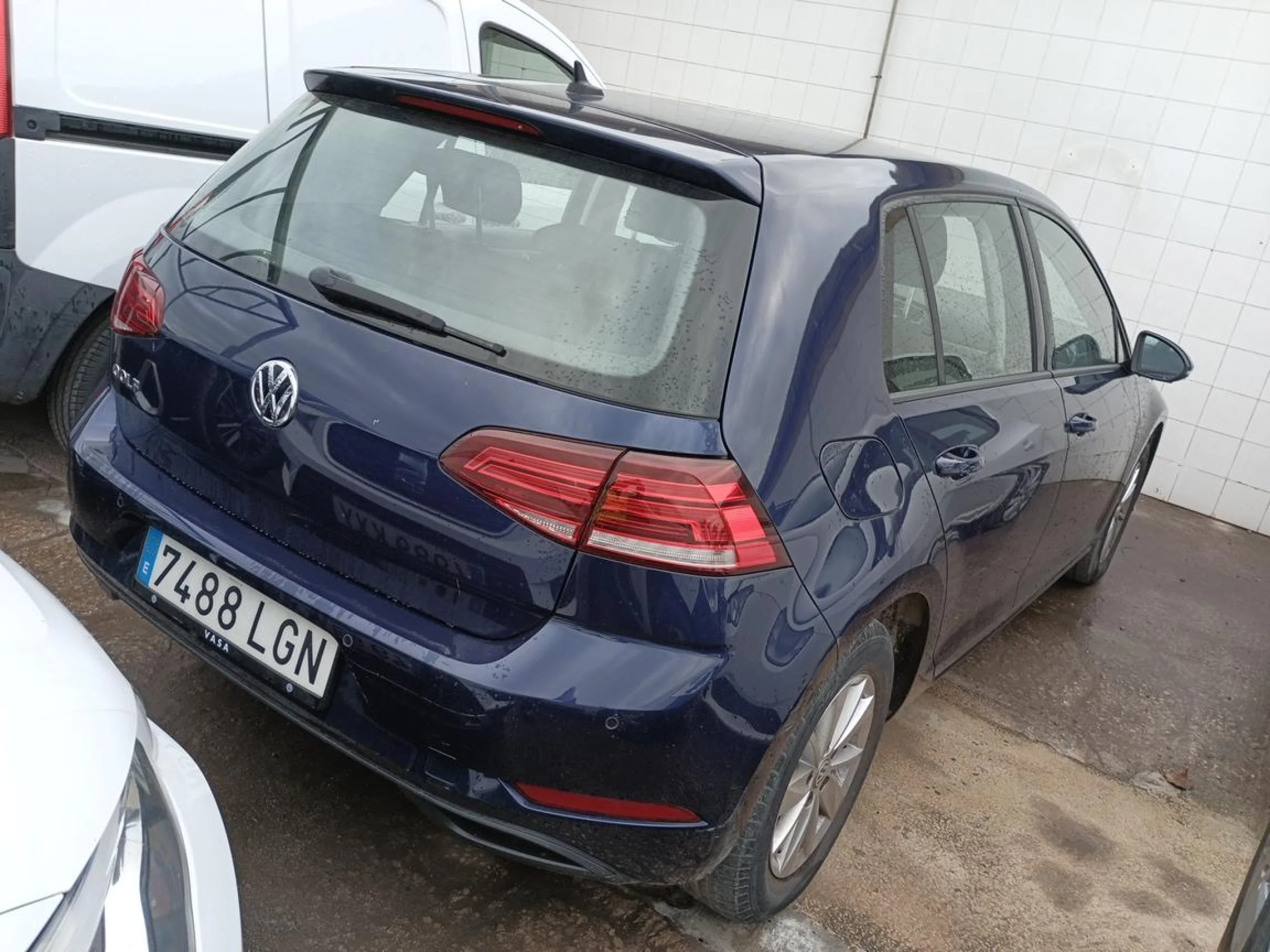 Volkswagen Golf Last Edition 1.6 TDI 85kW (115CV) - Foto 3