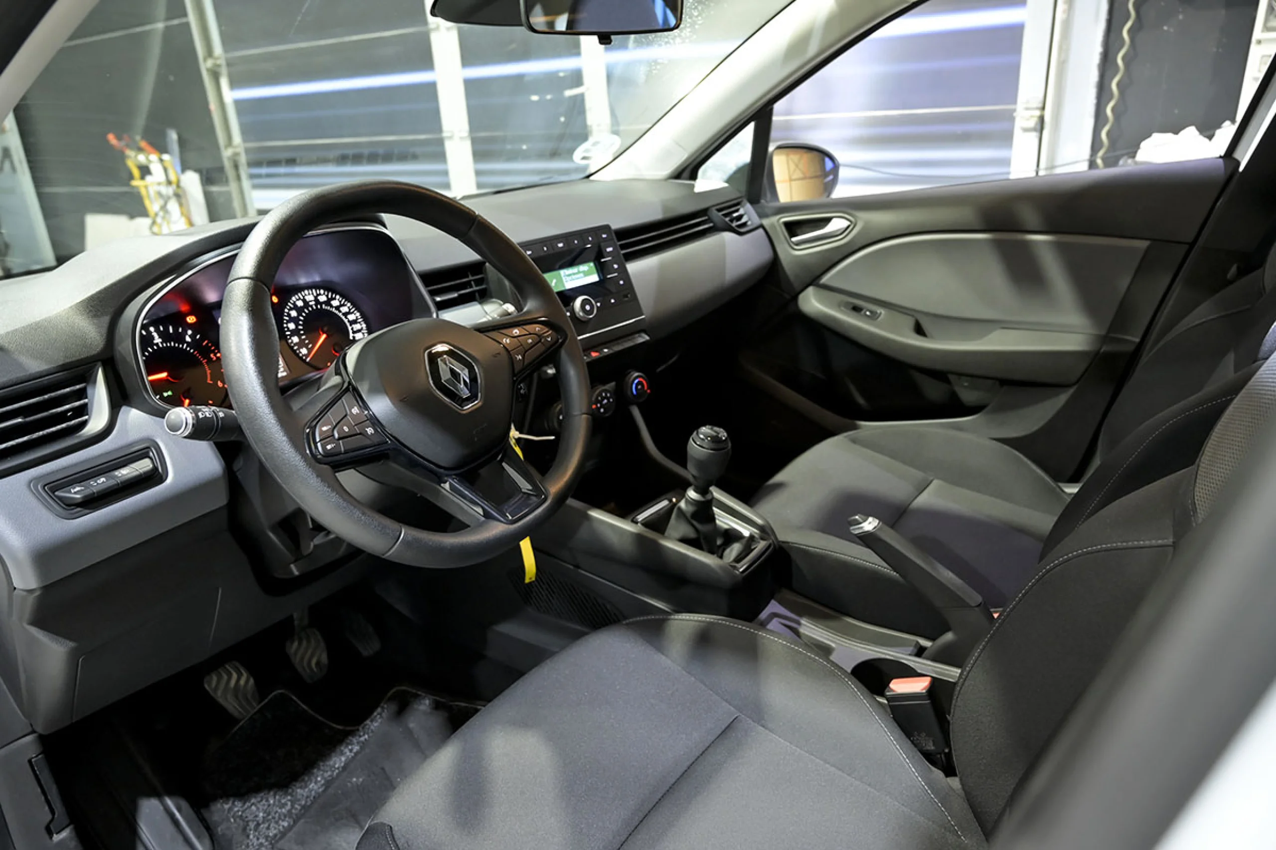 Renault Clio Business Blue dCi 63 kW 85CV - Foto 6