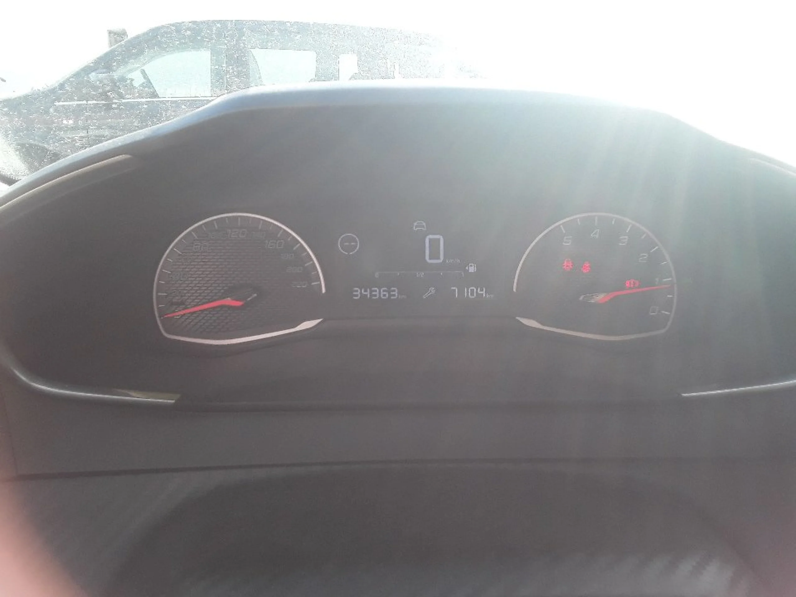 Peugeot 208 BlueHDi 73kW (100CV) Active - Foto 7