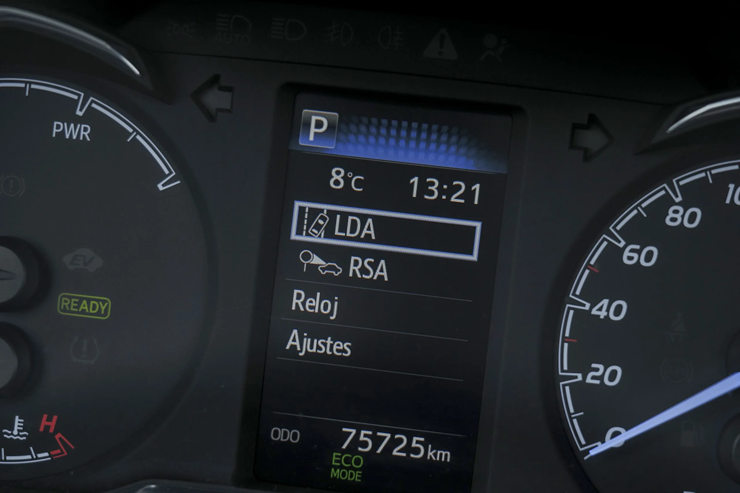 Toyota Yaris 1.5 100H Feel - Foto 20