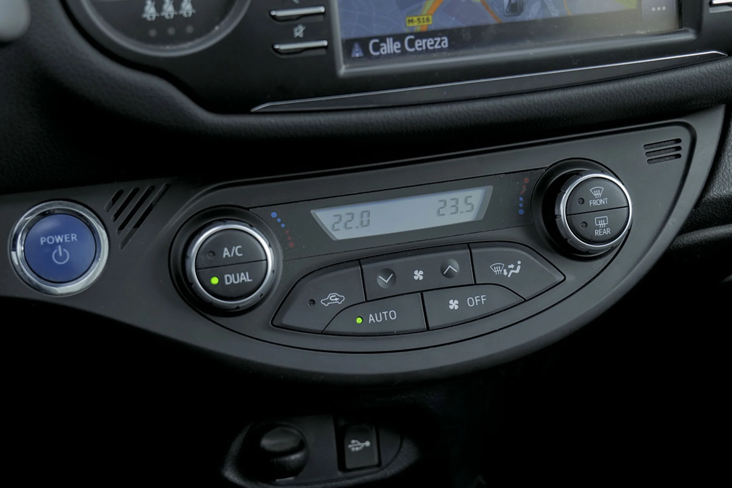 Toyota Yaris 1.5 100H Feel - Foto 25