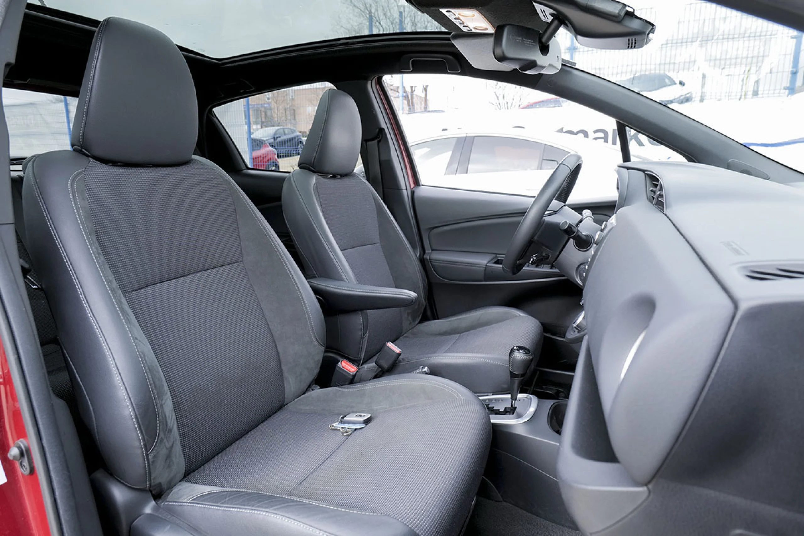 Toyota Yaris 1.5 100H Feel - Foto 29