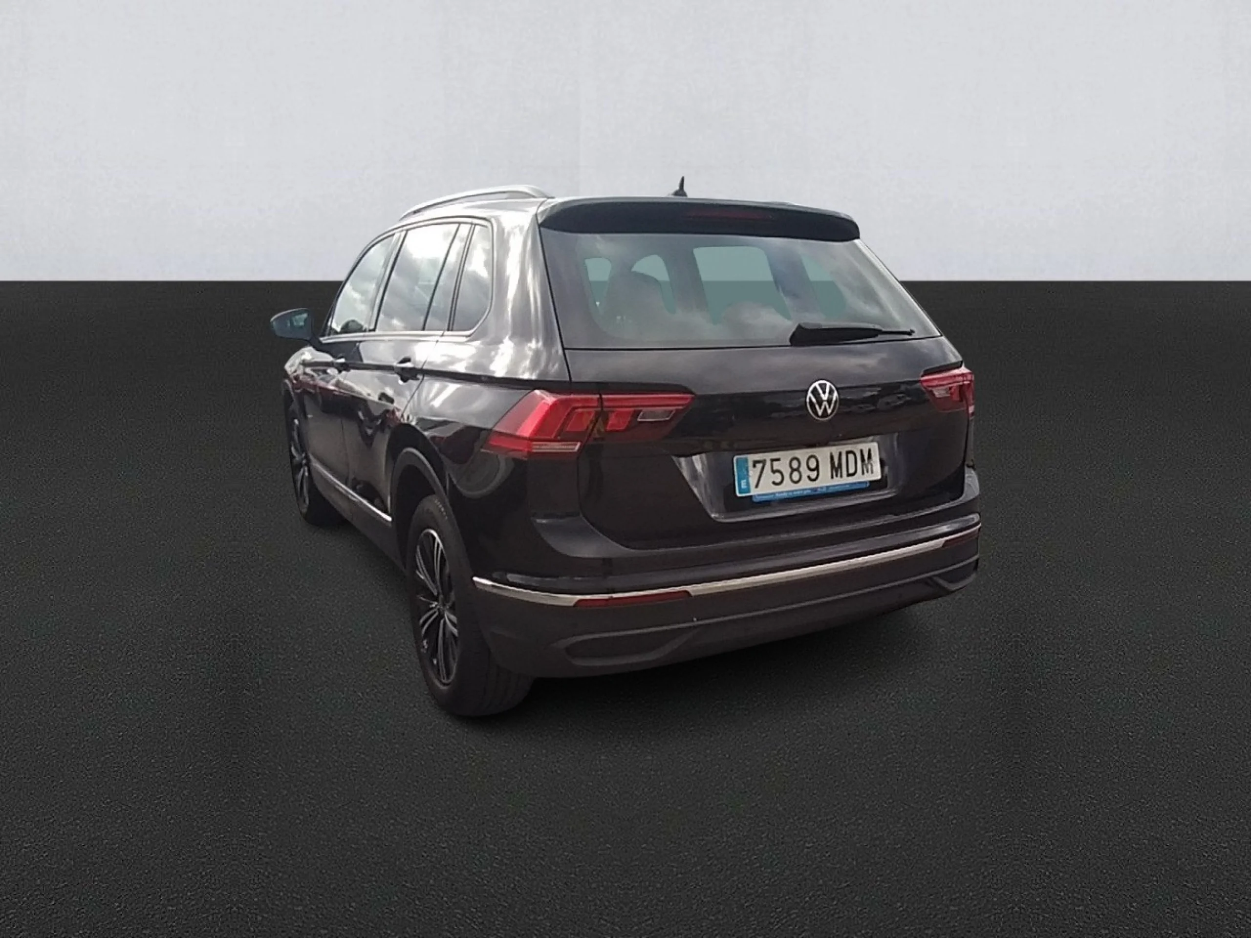 Volkswagen Tiguan Life 1.4 TSI eHybrid 180kW (245CV) DSG - Foto 6