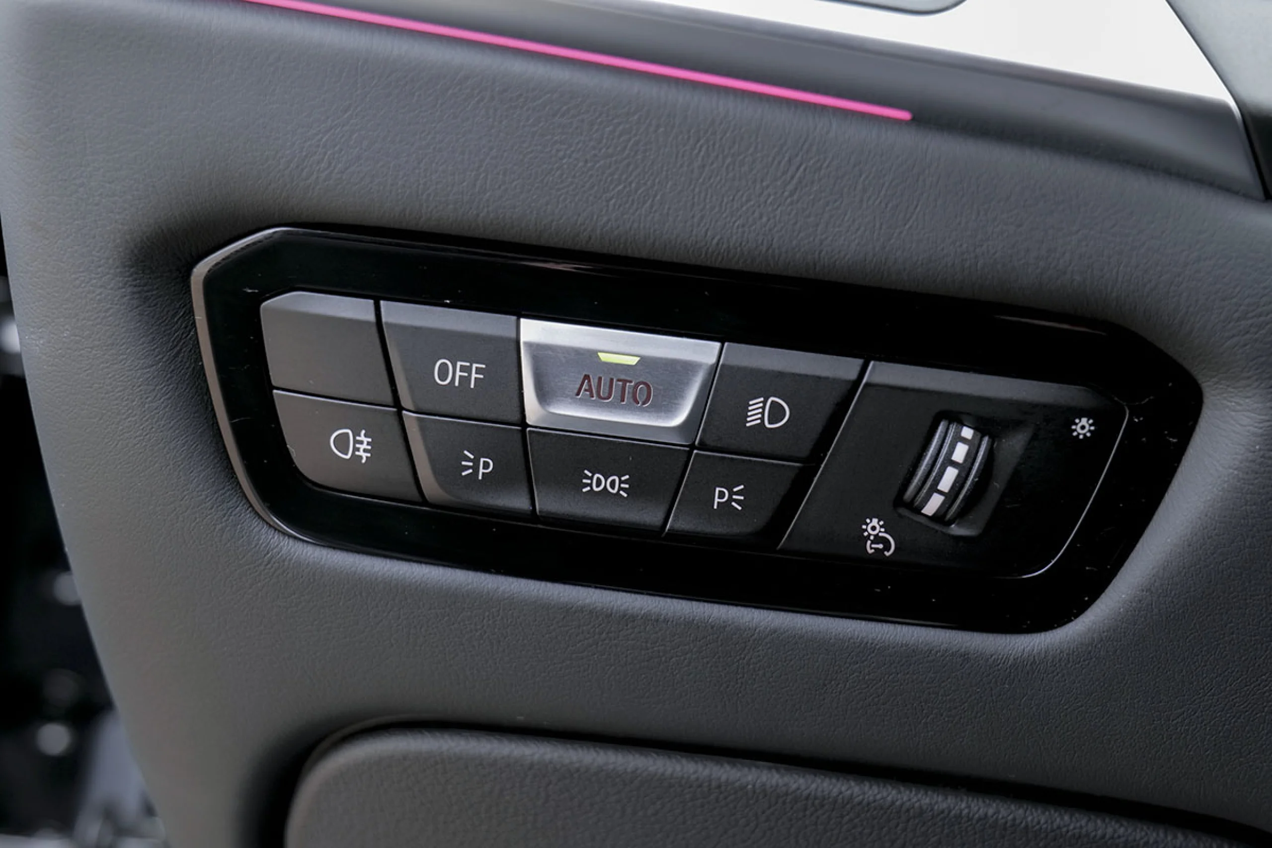 BMW M3 Serie 3 M3 Competition M xDrive - Foto 21