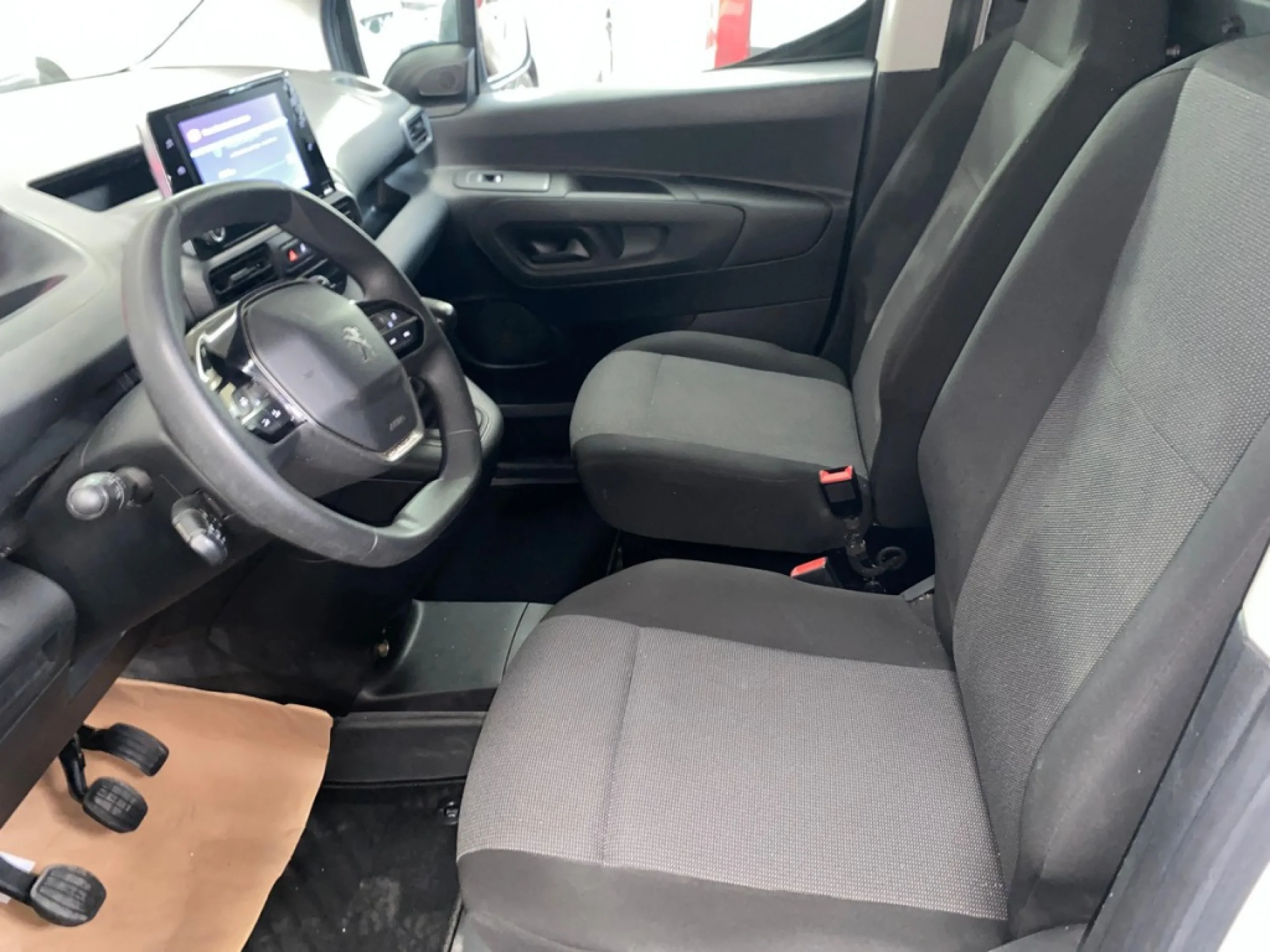 Peugeot Partner Premium Standard 600kg BlueHDi 73kW - Foto 7