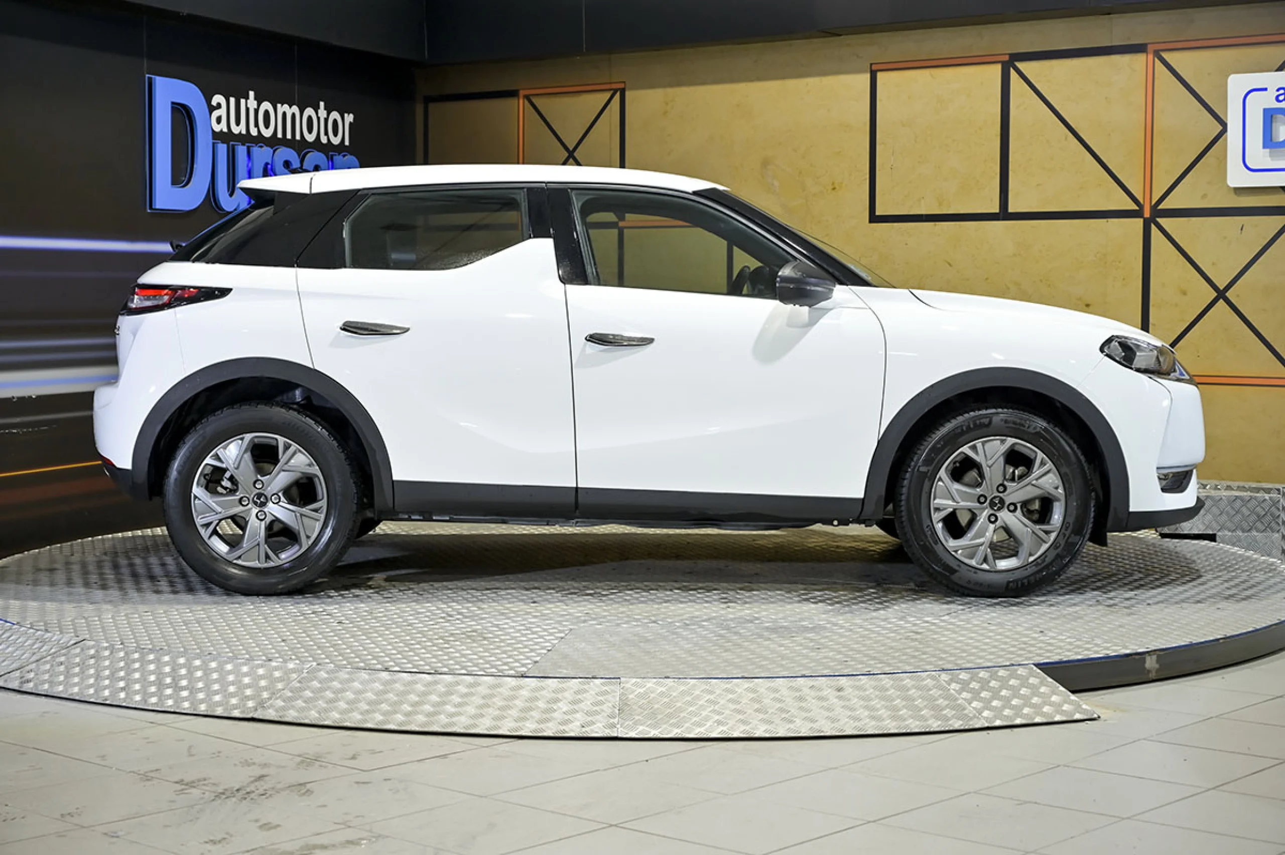 DS DS3 Crossback DS 3 Crossback BlueHDi 81 kW Manual CHIC - Foto 19