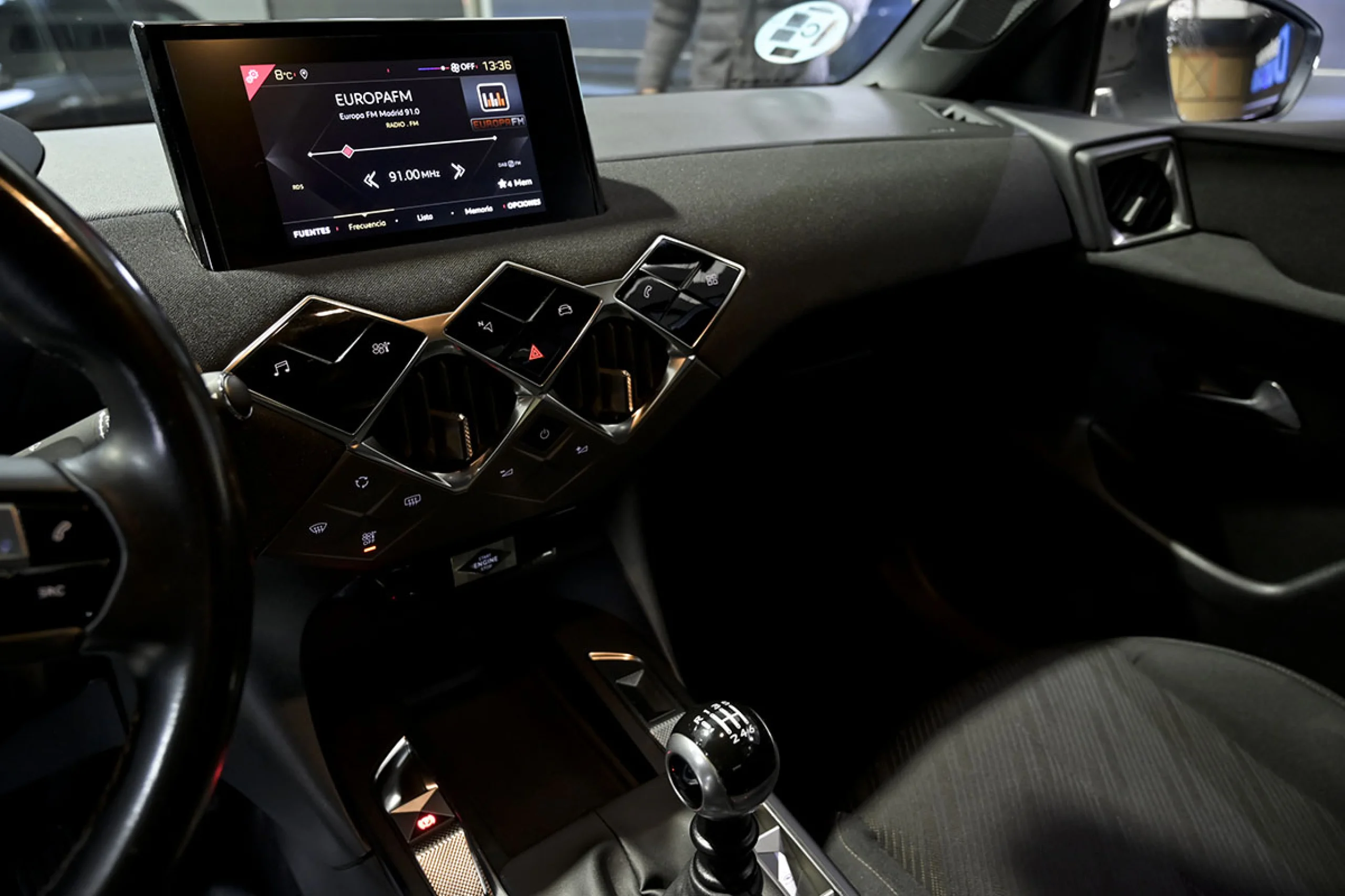 DS DS3 Crossback DS 3 Crossback BlueHDi 81 kW Manual CHIC - Foto 24