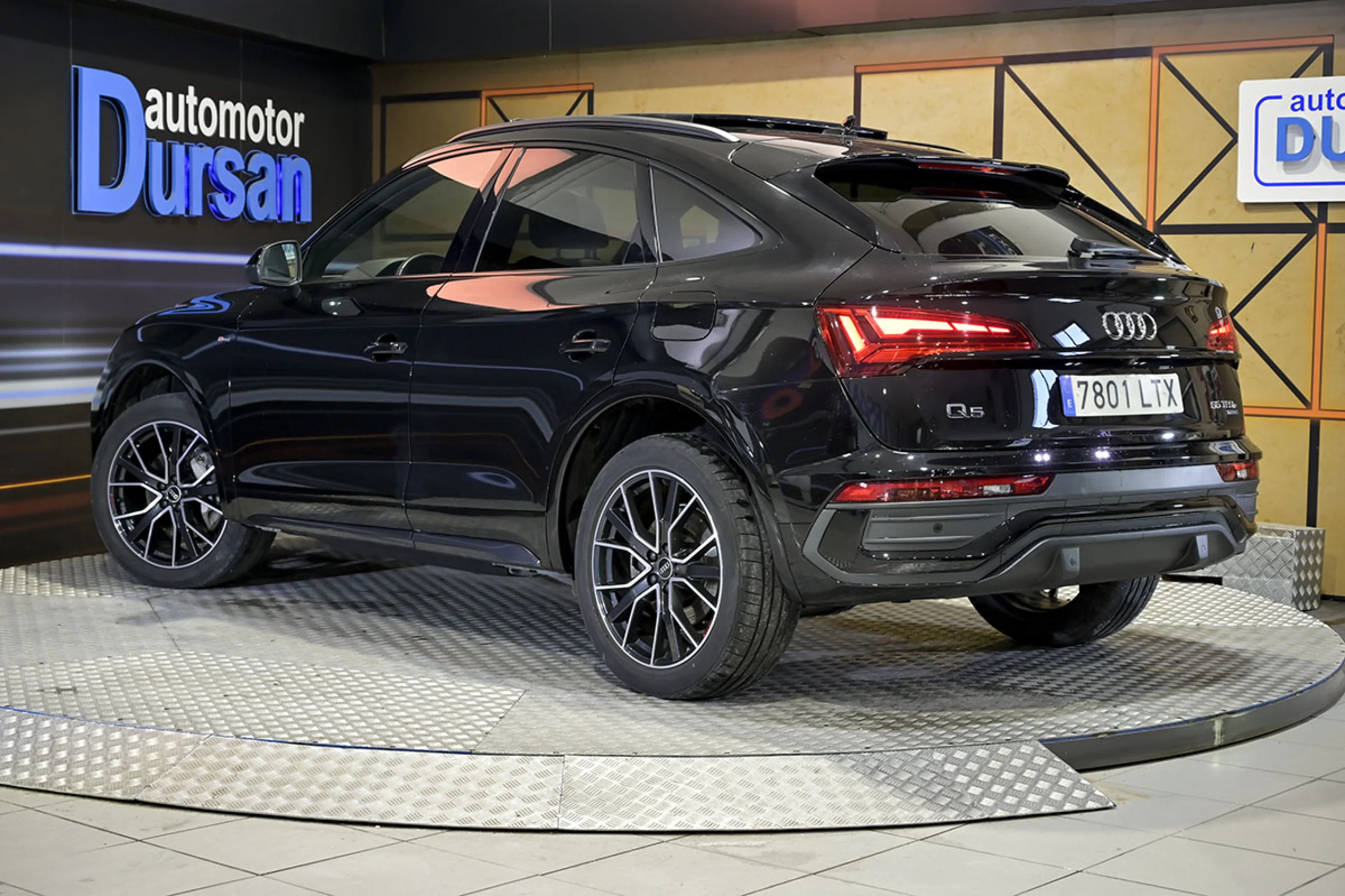 Audi Q5 SPORTBACK Black Line 55 TFSI e quattroultra - Foto 4
