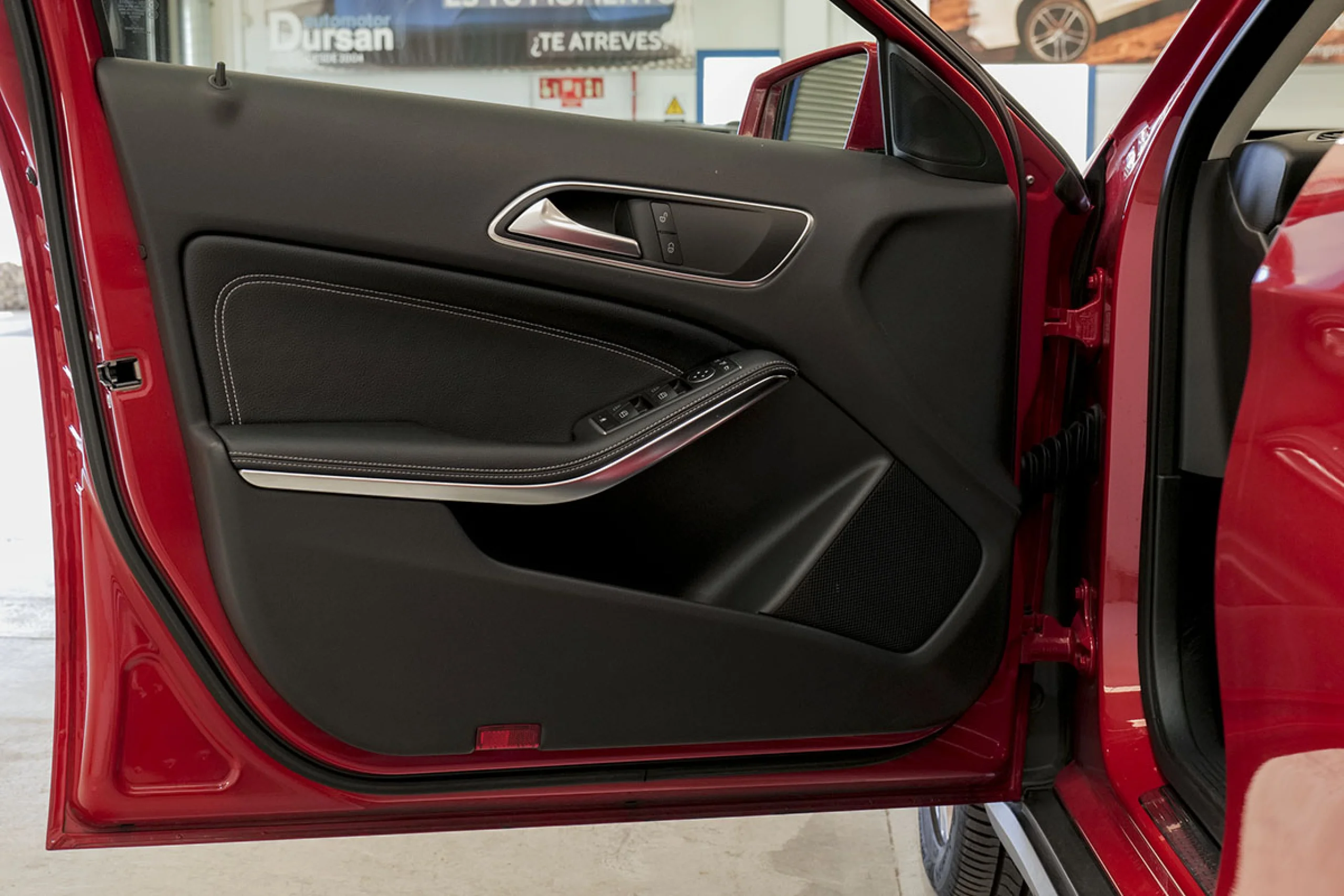 Mercedes-Benz GLA 200 MERCEDES-BENZ Clase GLA GLA 200 d Urban - Foto 20