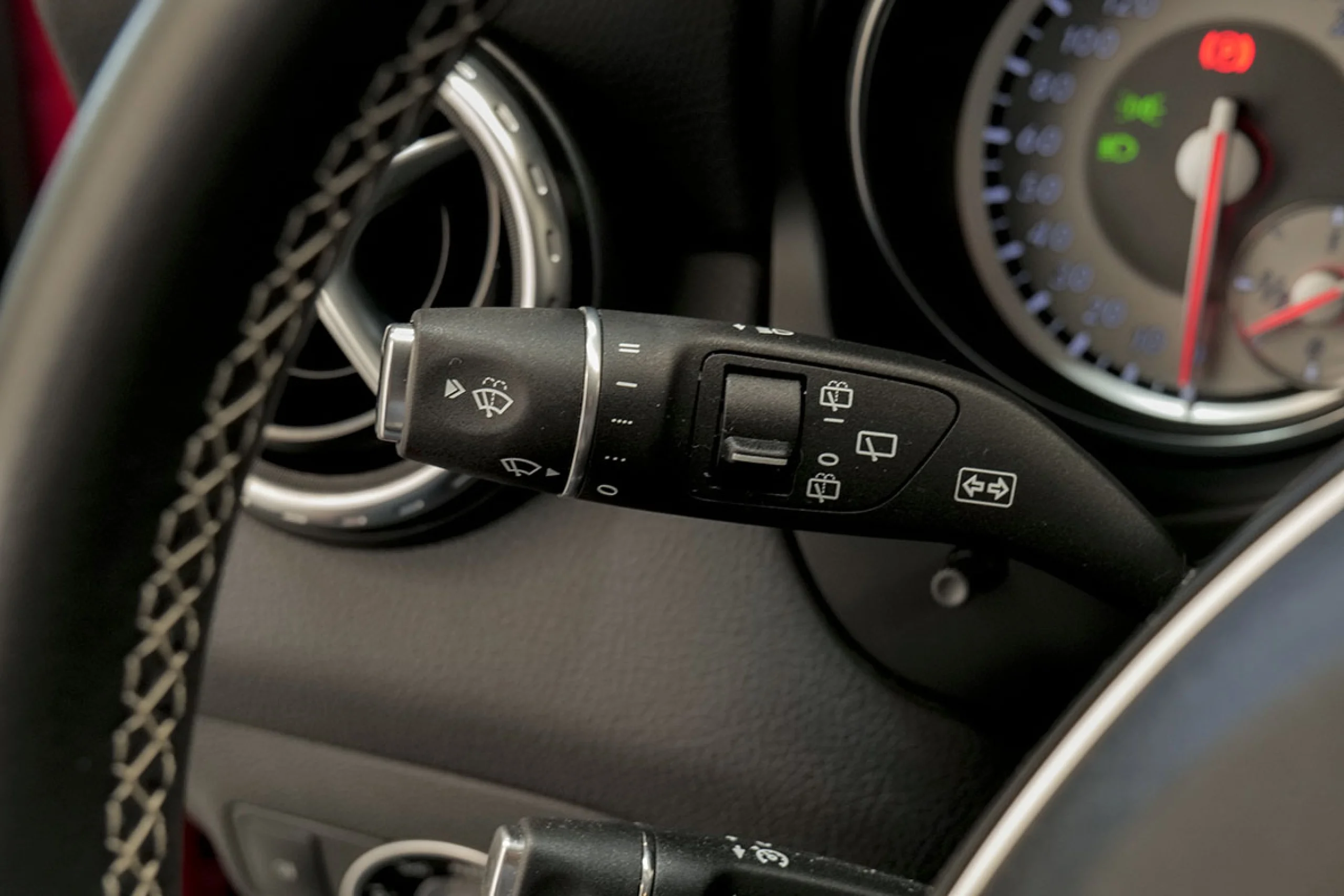 Mercedes-Benz GLA 200 MERCEDES-BENZ Clase GLA GLA 200 d Urban - Foto 24