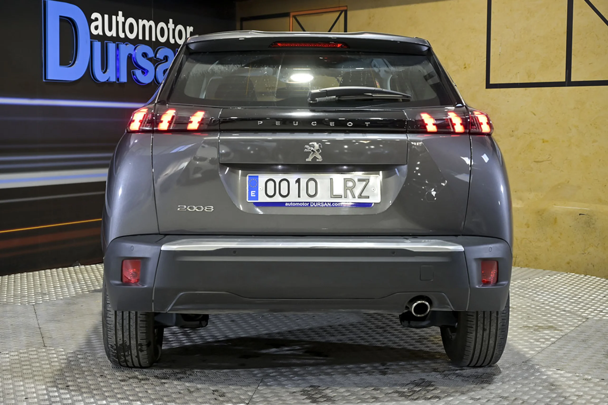 Peugeot 2008 Active BlueHDI 81kW 110CV - Foto 11