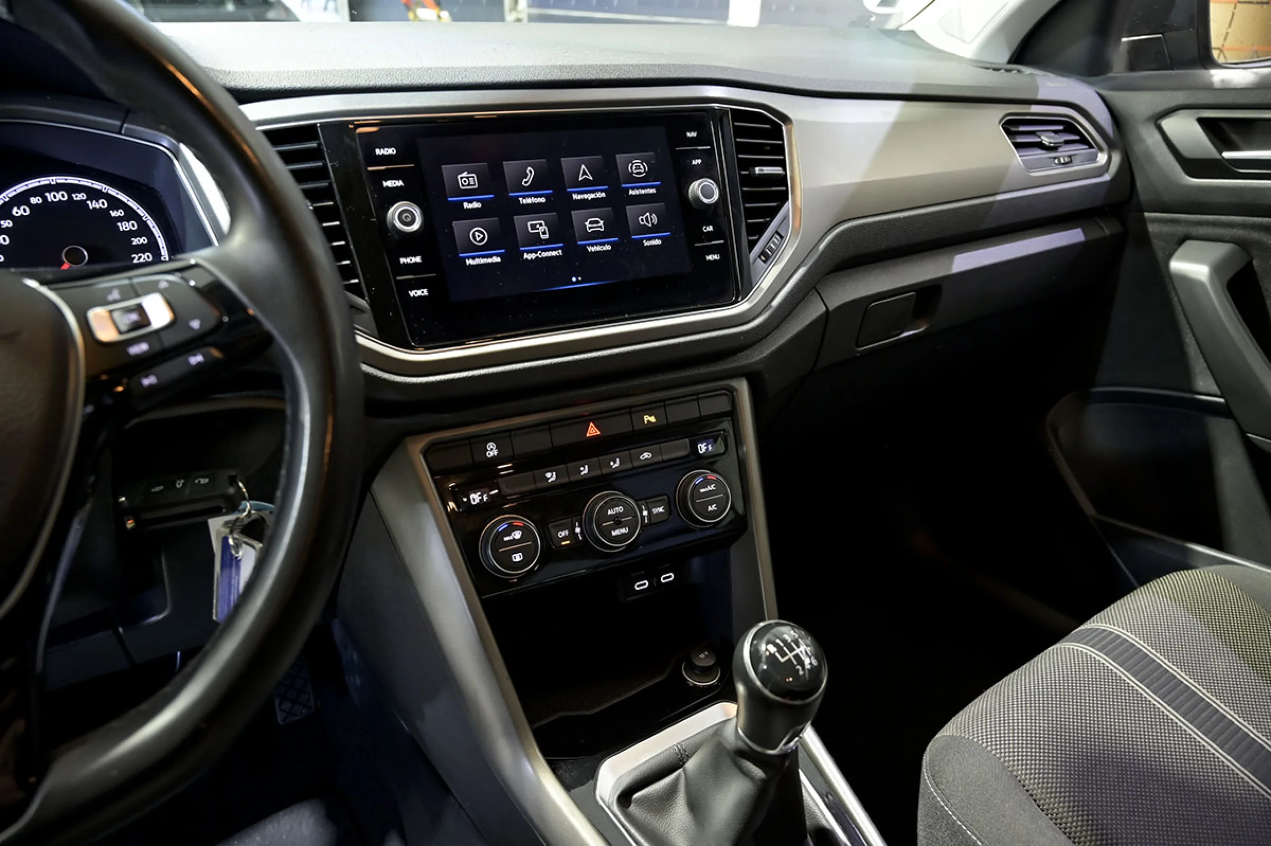 Volkswagen T-Roc Advance 2.0 TDI 85kW 115CV - Foto 18