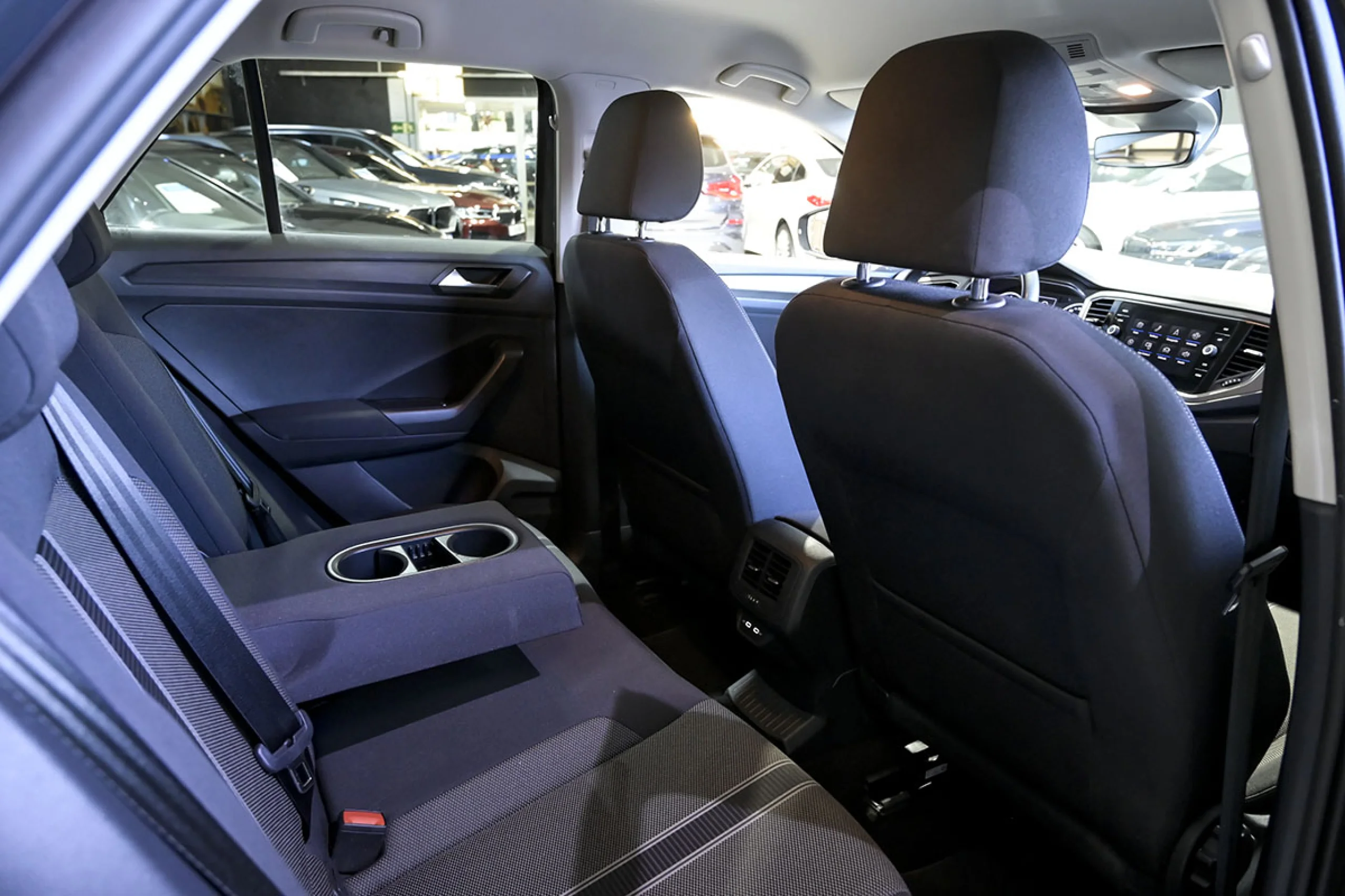 Volkswagen T-Roc Advance 2.0 TDI 85kW 115CV - Foto 33