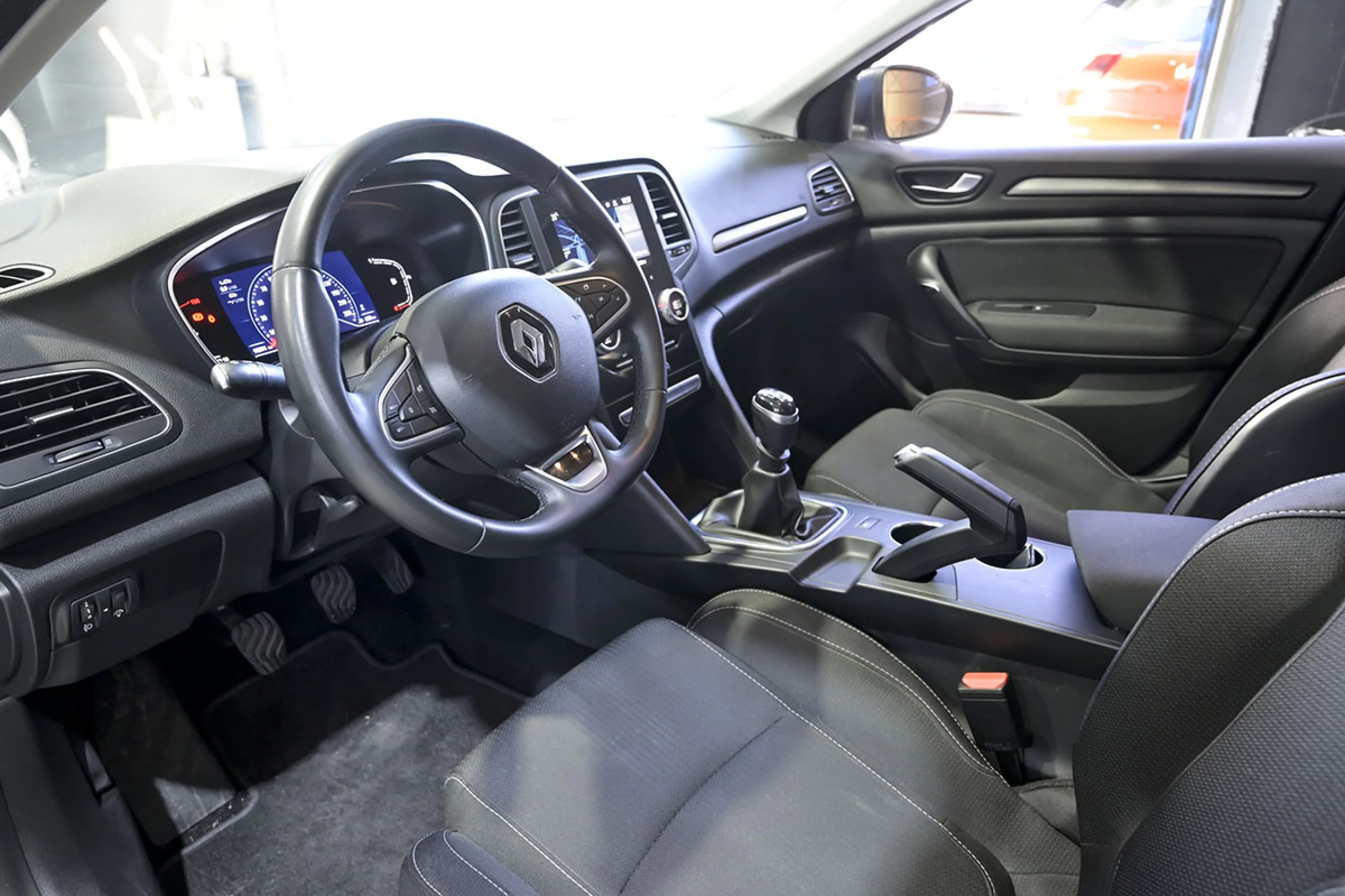 Renault Megane Mégane S.T. Business Blue dCi 85 kW 115CV - Foto 6