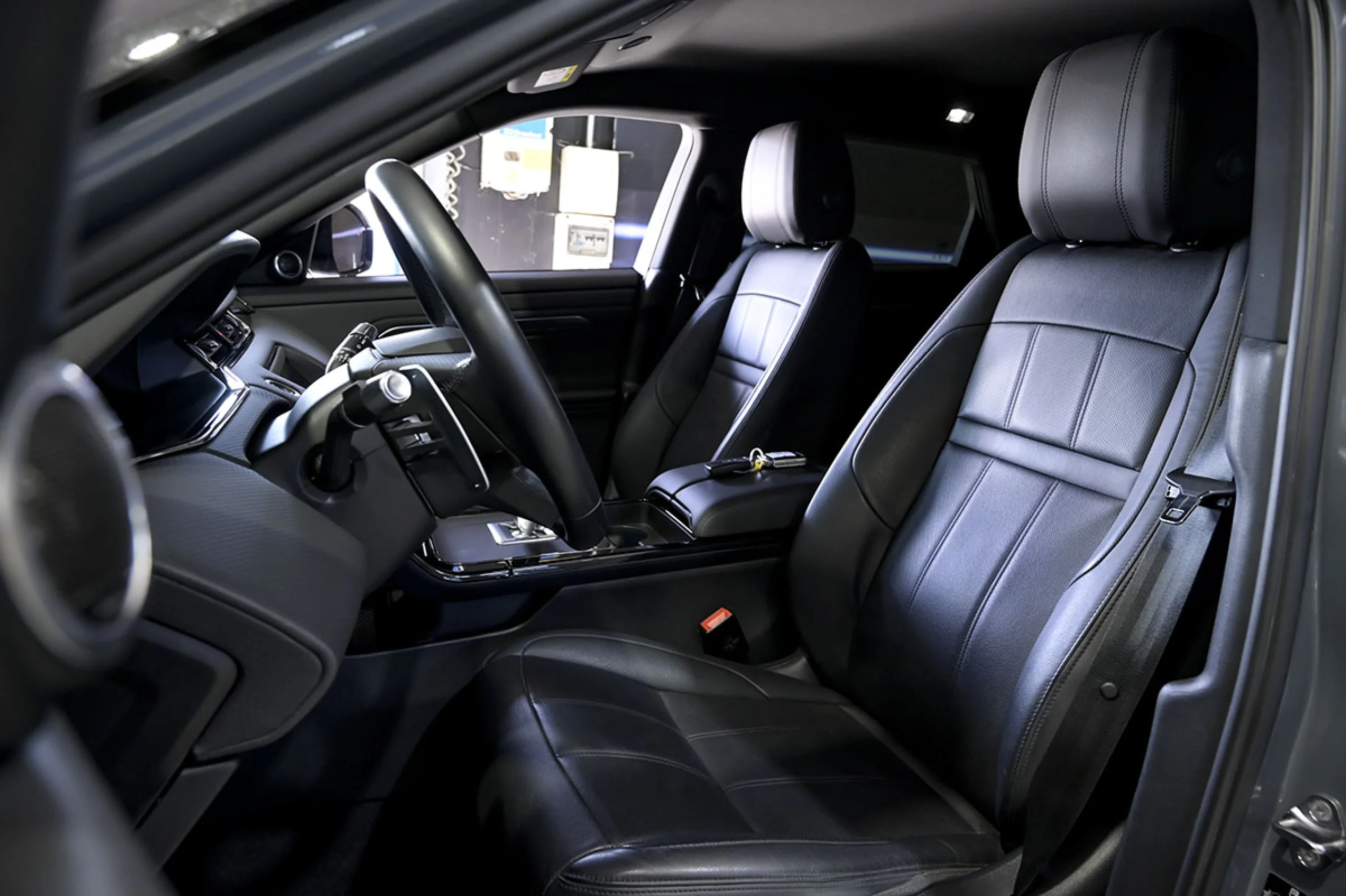 Land Rover Range Rover Evoque 2.0 P250 RDynamic S AUTO 4WD MHEV - Foto 34