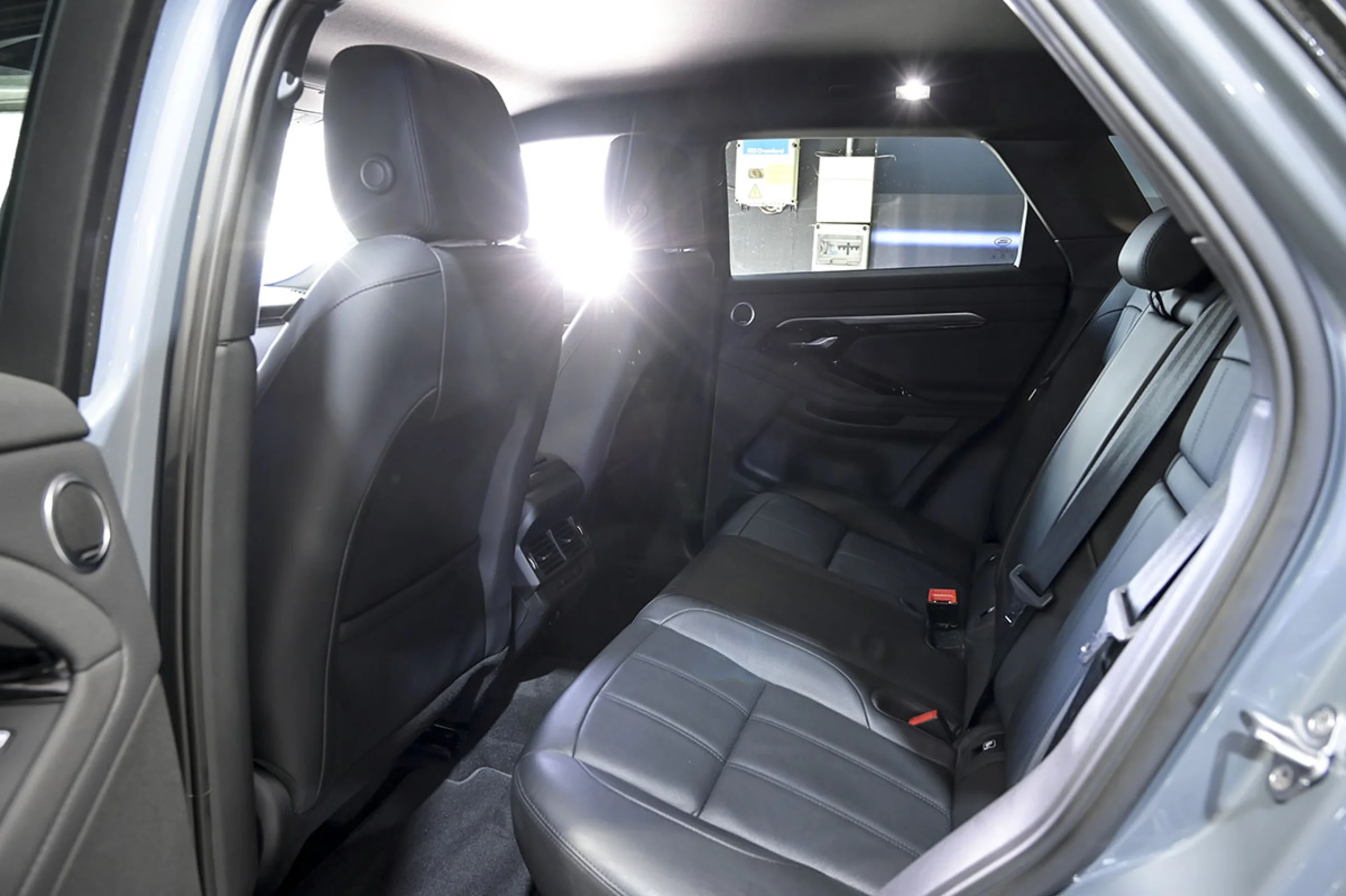 Land Rover Range Rover Evoque 2.0 P250 RDynamic S AUTO 4WD MHEV - Foto 16