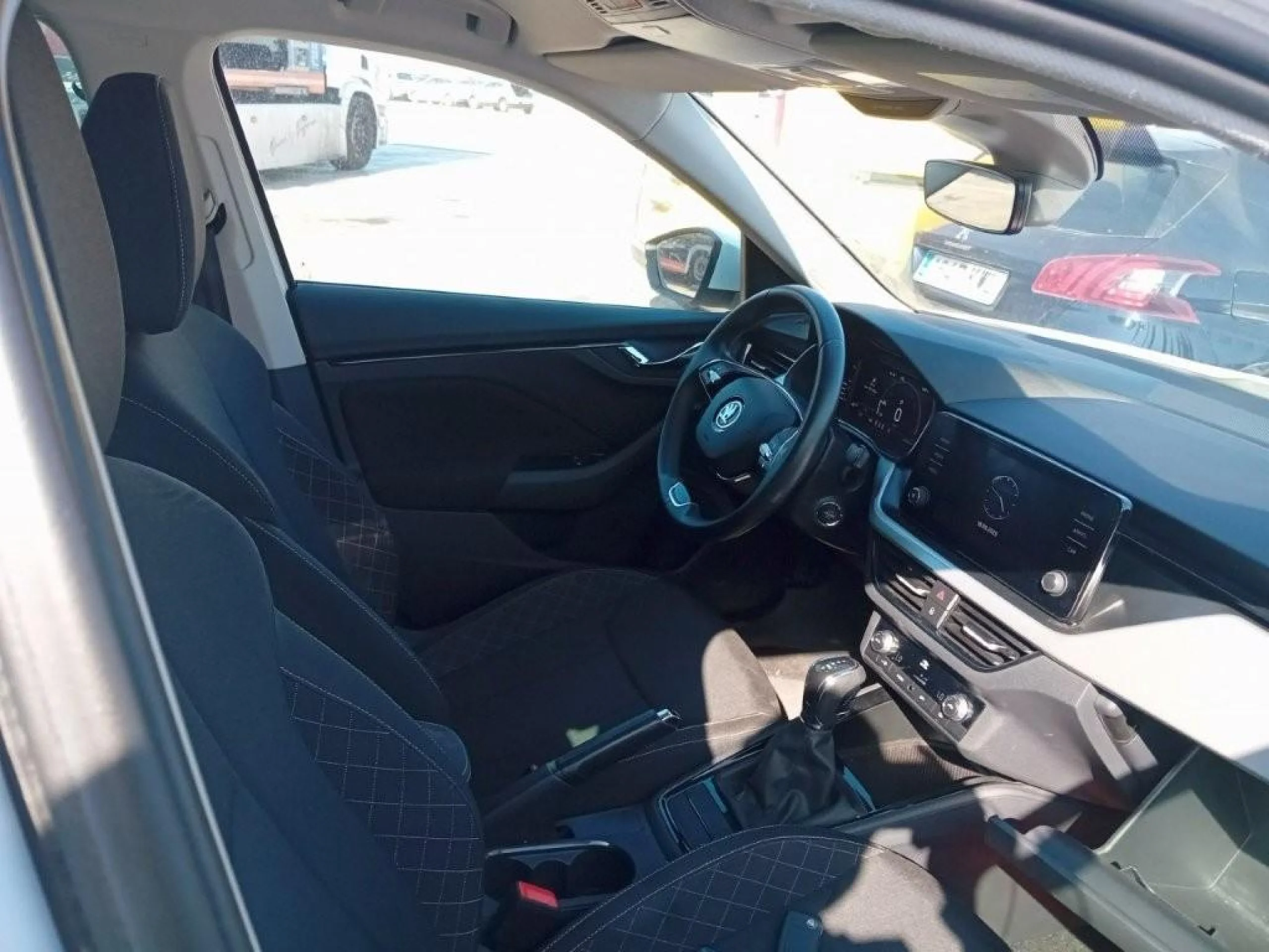 Skoda Kamiq 1.0 TSI 81kW (110CV) DSG Emotion - Foto 5