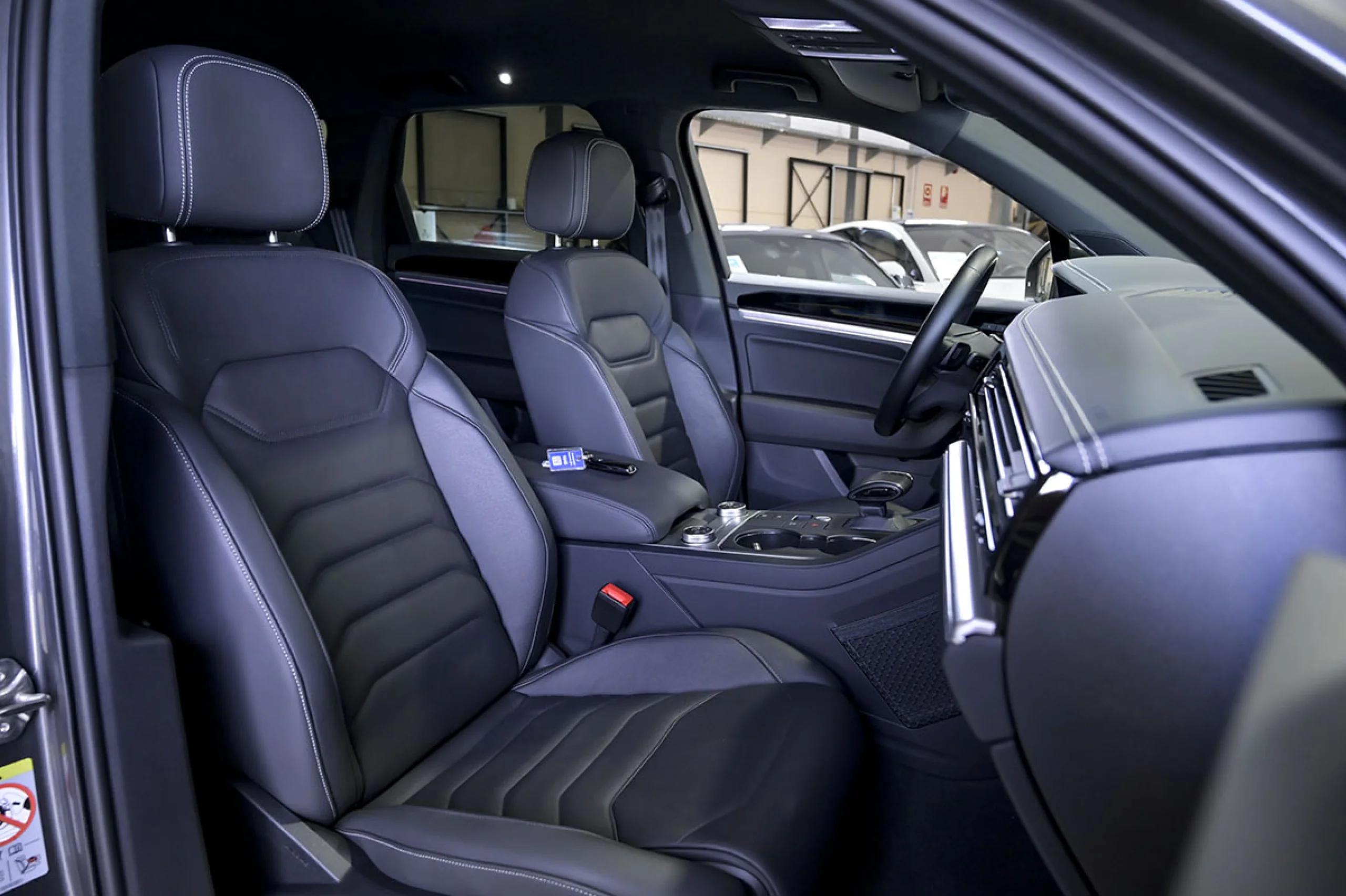 Volkswagen Touareg Prem Eleg 3.0 V6 TDI 210kW Tip 4M - Foto 32