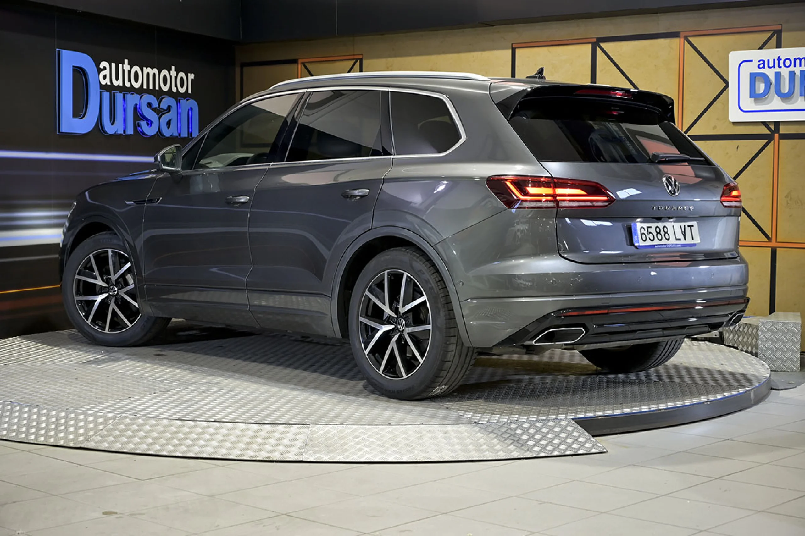 Volkswagen Touareg Prem Eleg 3.0 V6 TDI 210kW Tip 4M - Foto 4