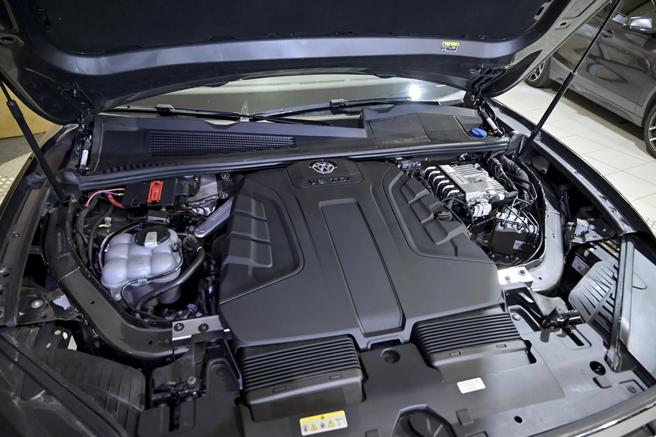 Volkswagen Touareg Prem Eleg 3.0 V6 TDI 210kW Tip 4M - Foto 35