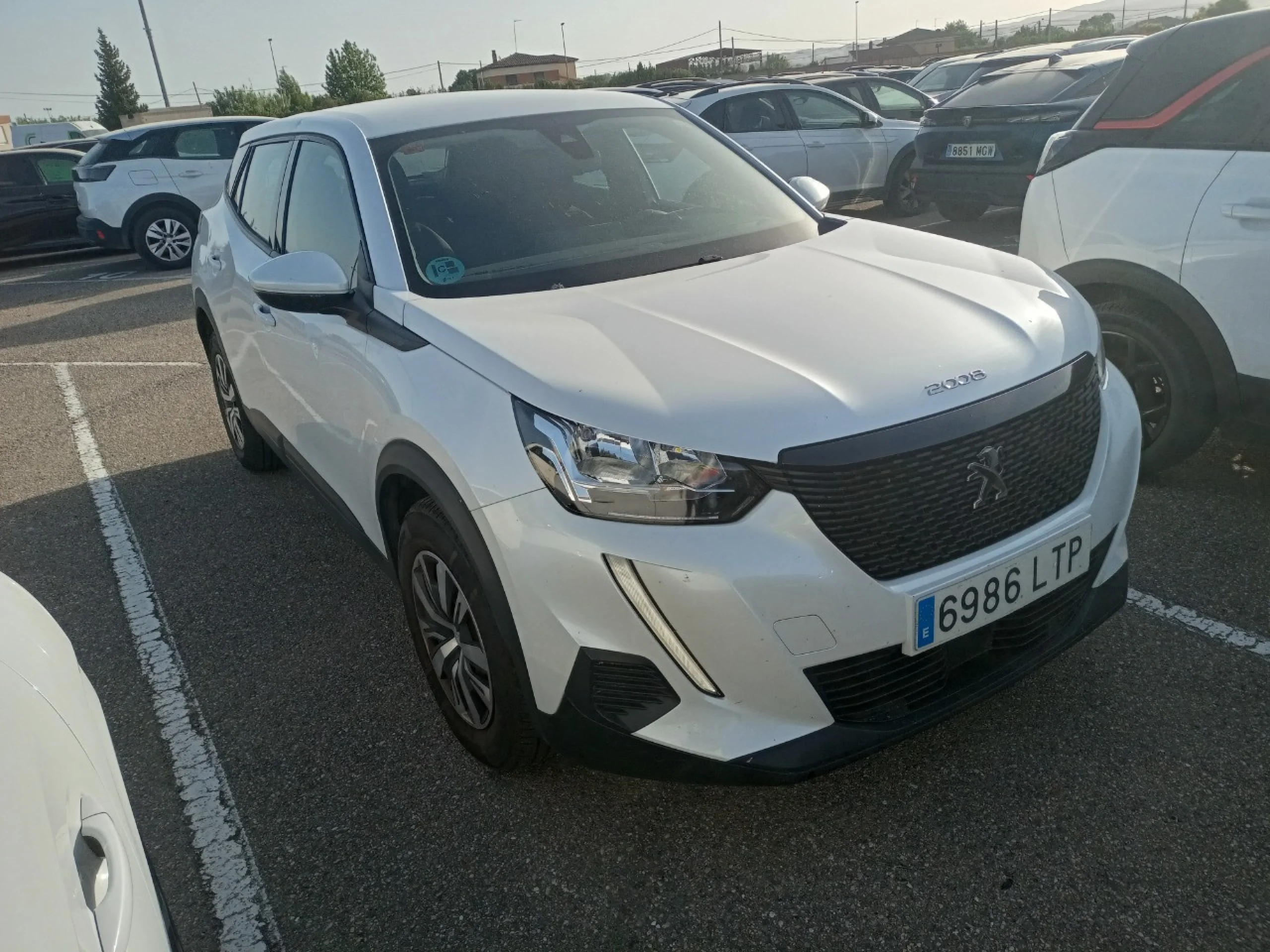Peugeot 2008 Active BlueHDI 81kW (110CV) - Foto 3