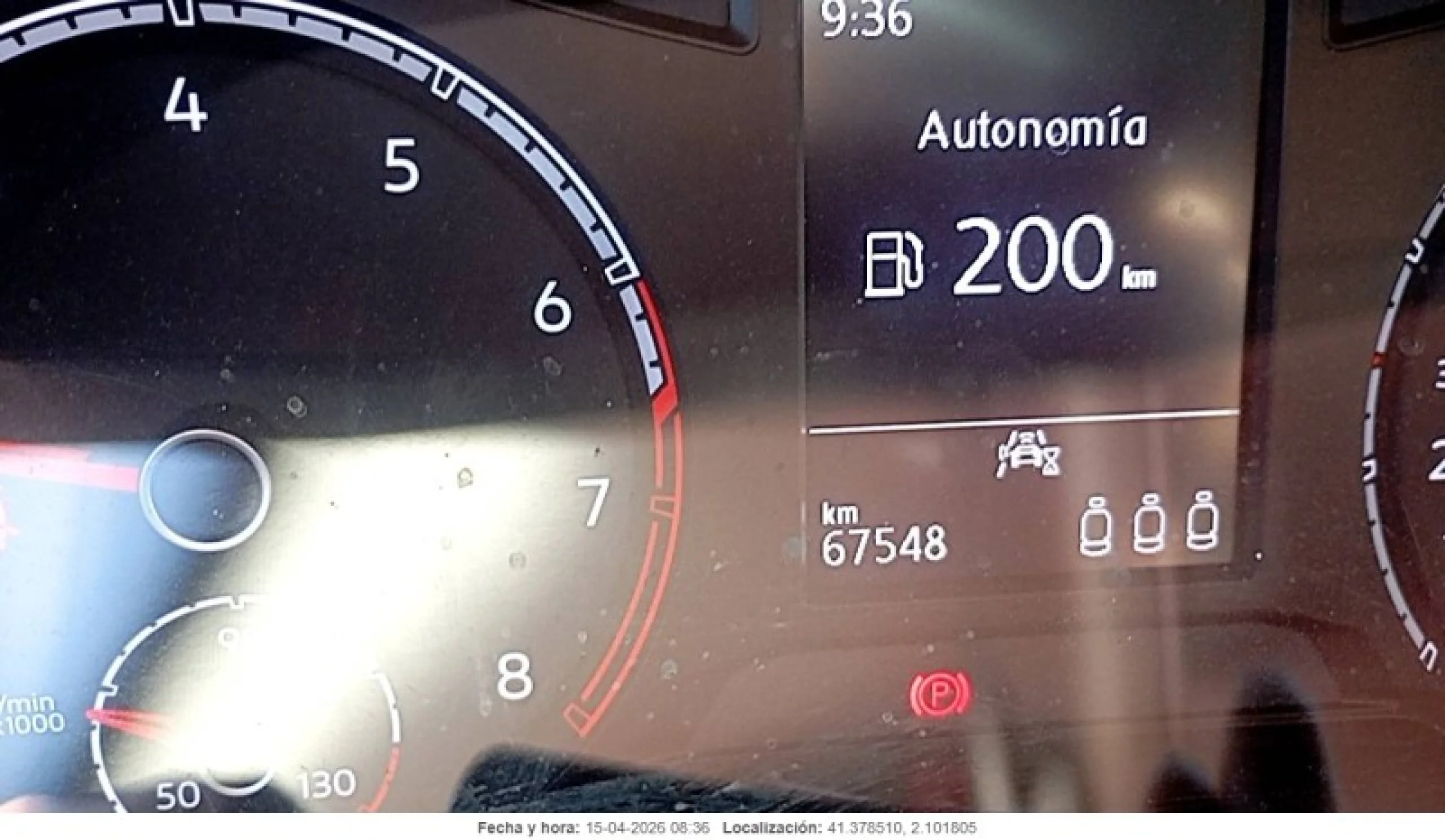 Volkswagen T-Roc (O) Advance R-Line 1.0 TSI 81kW (110CV) - Foto 8