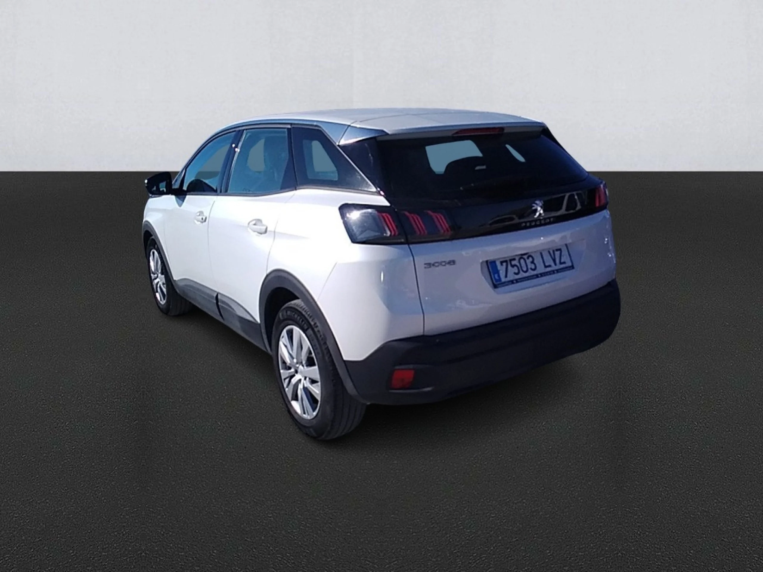 Peugeot 3008 1.5 BlueHDi 96kW (130CV) S&amp;S Active Pack - Foto 6
