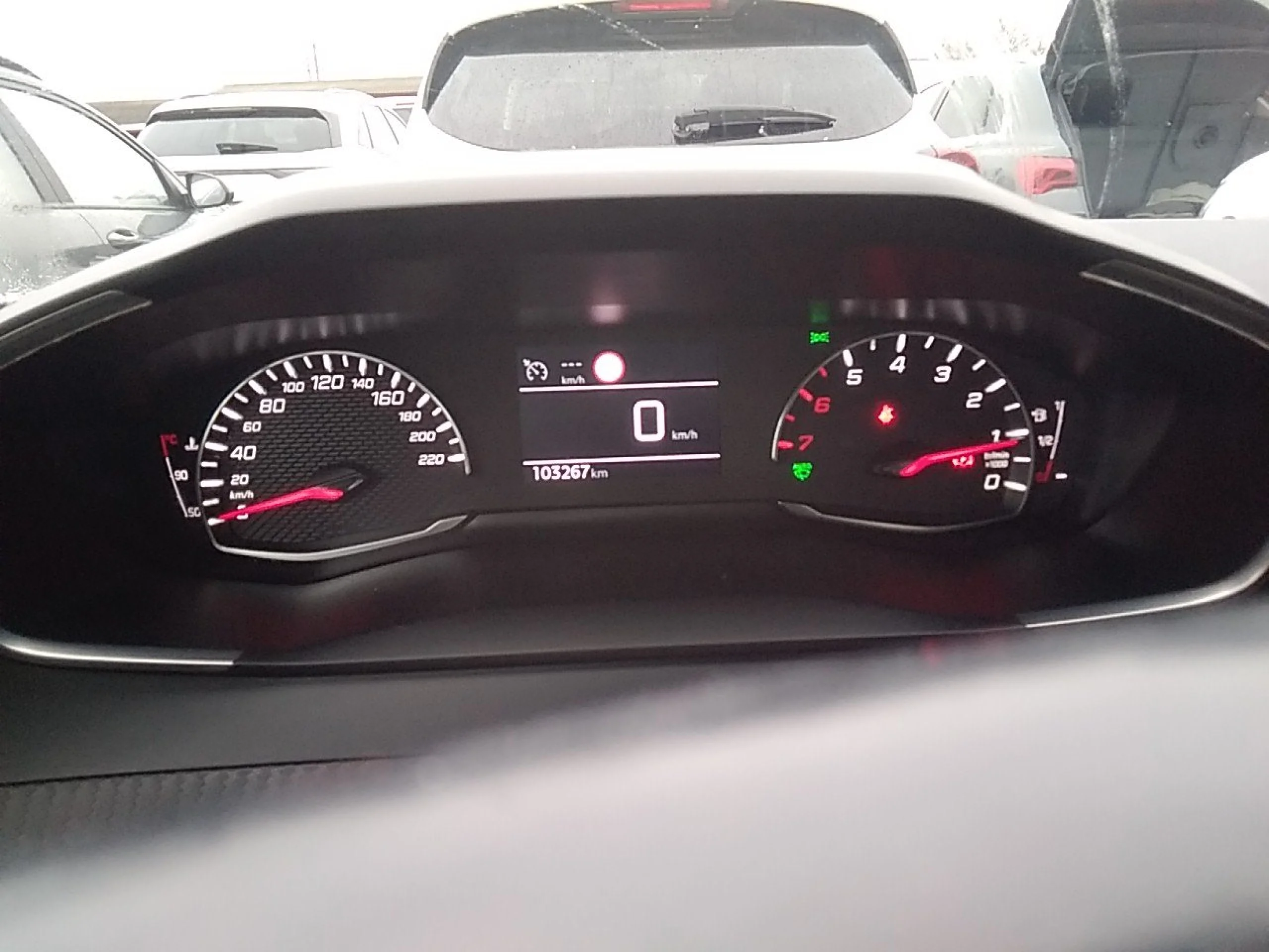 Peugeot 2008 Active Pack BlueHDI 81kW (110CV) - Foto 8