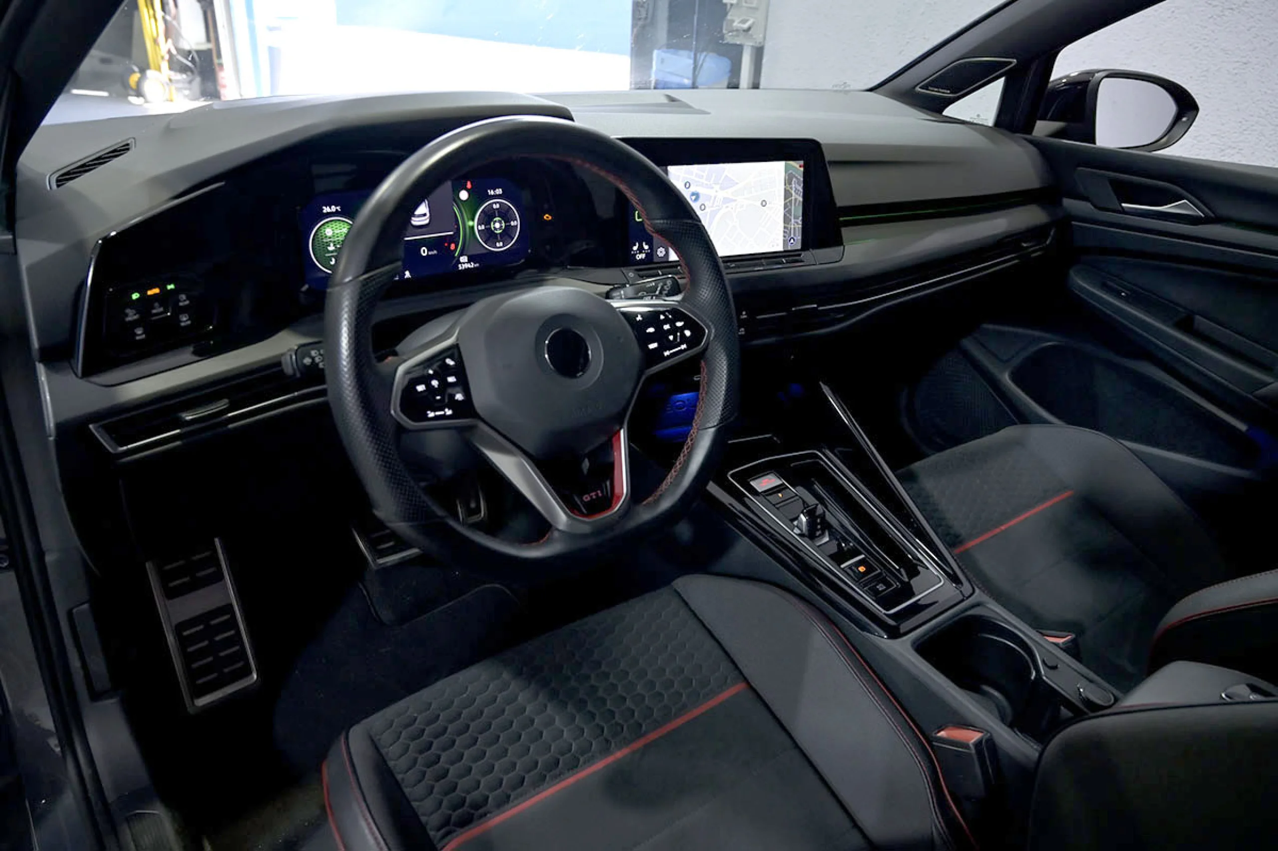 Volkswagen Golf GTI Clubsport 2.0 TSI 221kW 300CV DSG - Foto 6