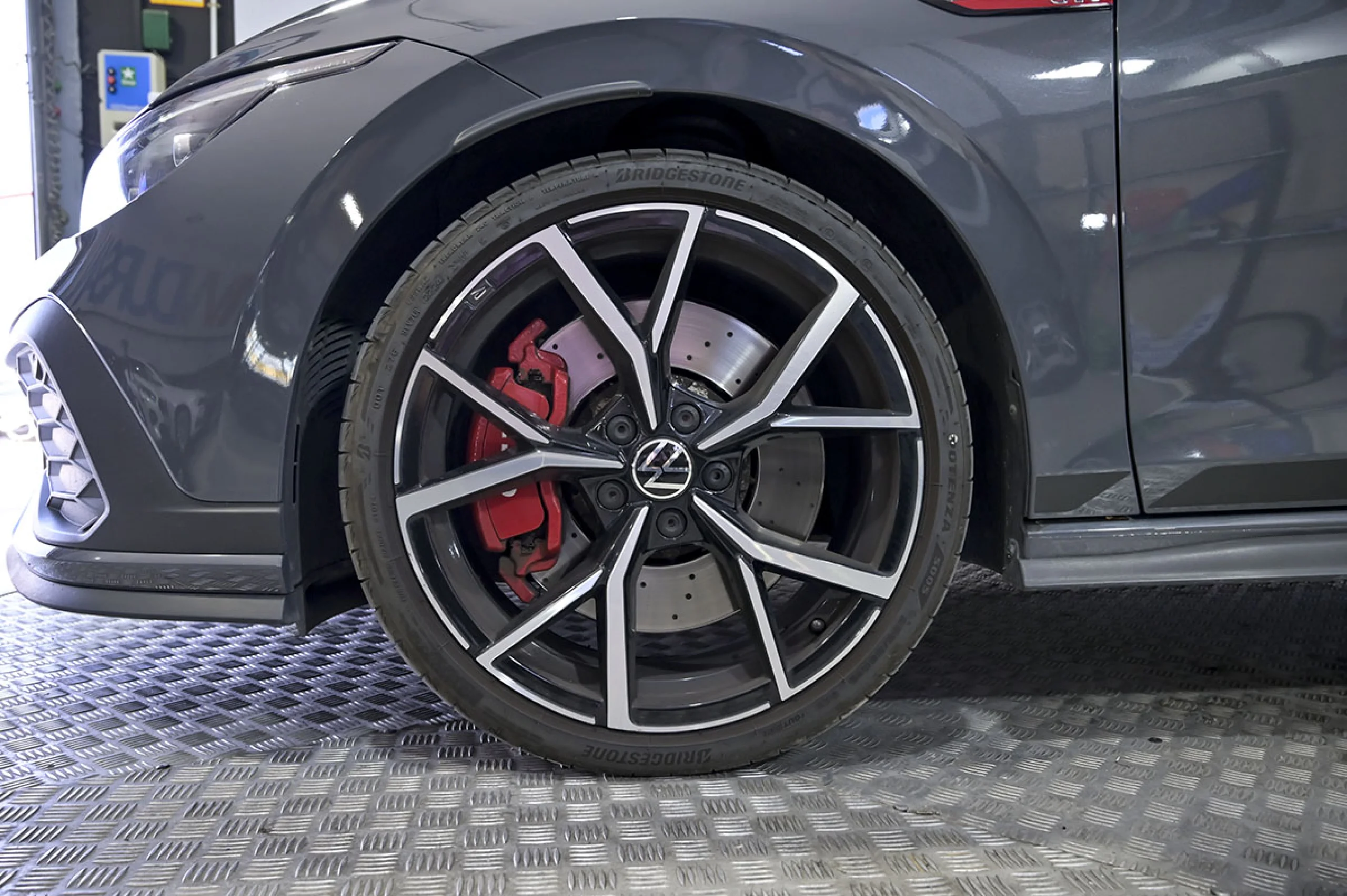 Volkswagen Golf GTI Clubsport 2.0 TSI 221kW 300CV DSG - Foto 13